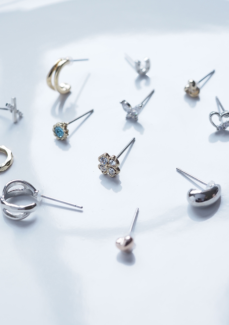 ロングポストピアス