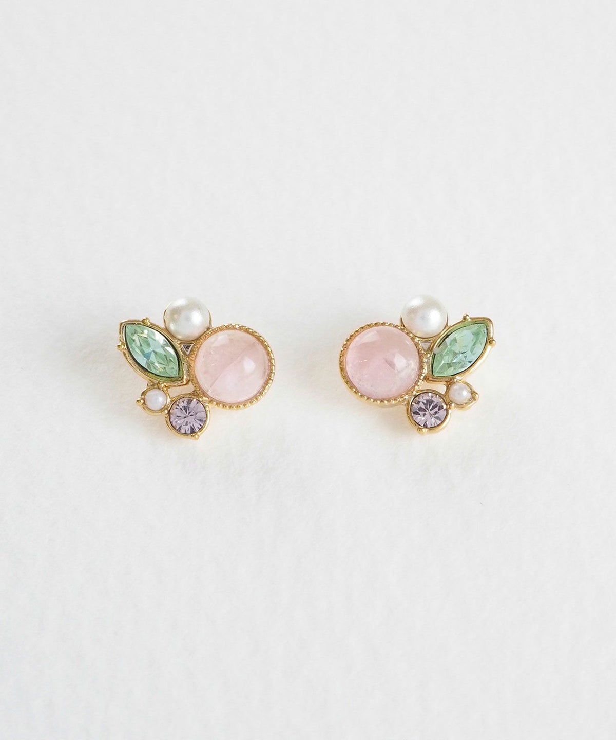 ナチュラルストーンとビジューのチタンポストピアス【MUK Dreamy stone】