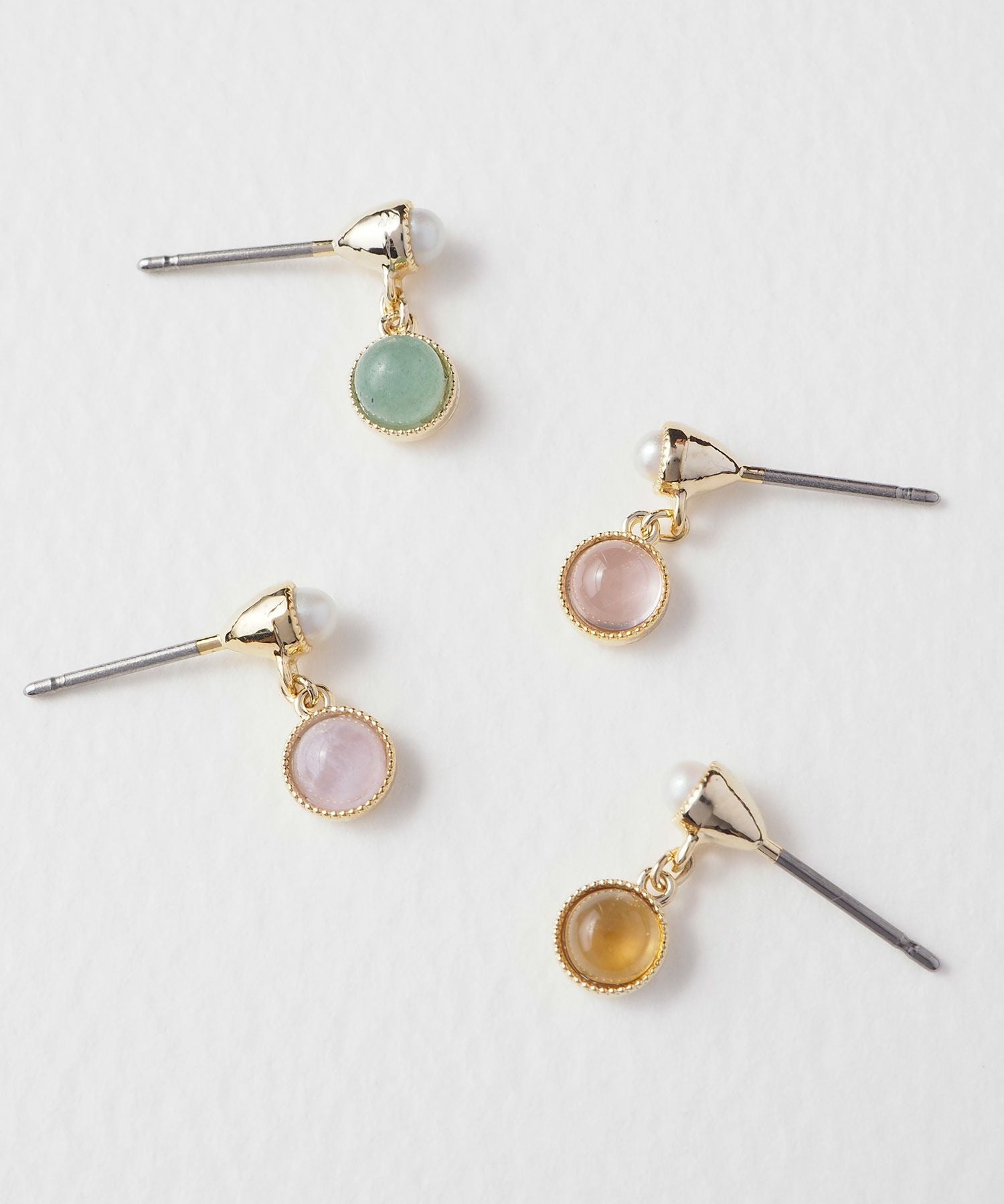 ナチュラルストーンとパールのチタンポストピアス【MUK Dreamy stone