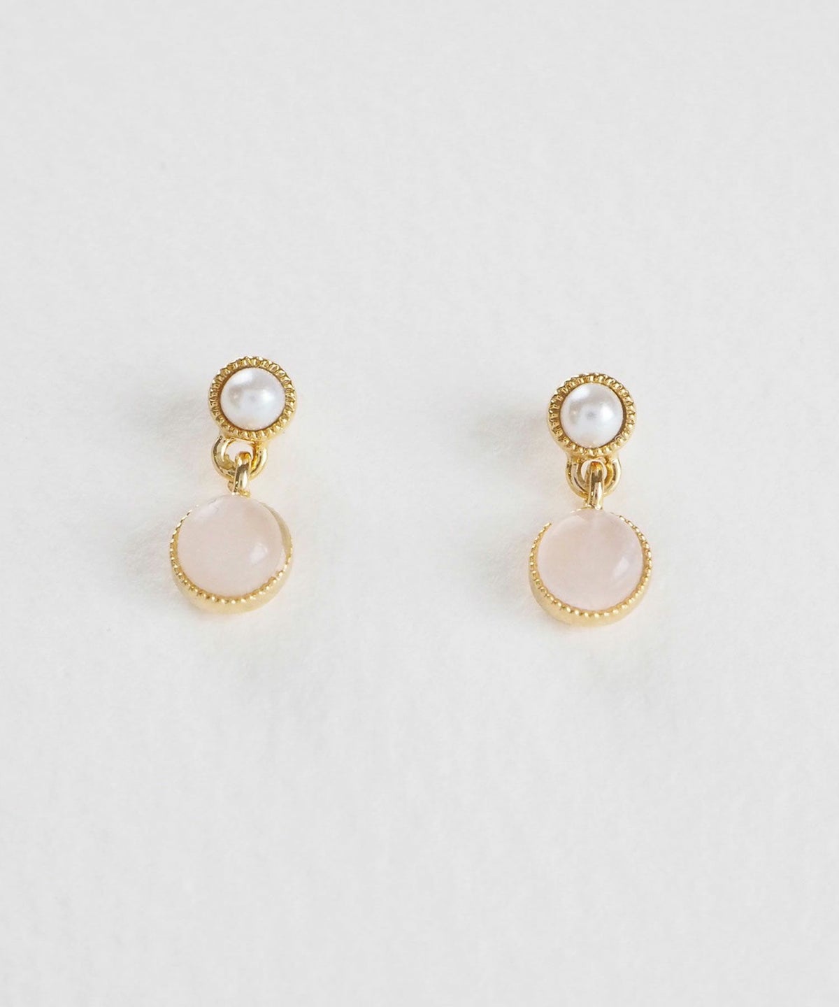 ナチュラルストーンとパールのチタンポストピアス【MUK Dreamy stone】