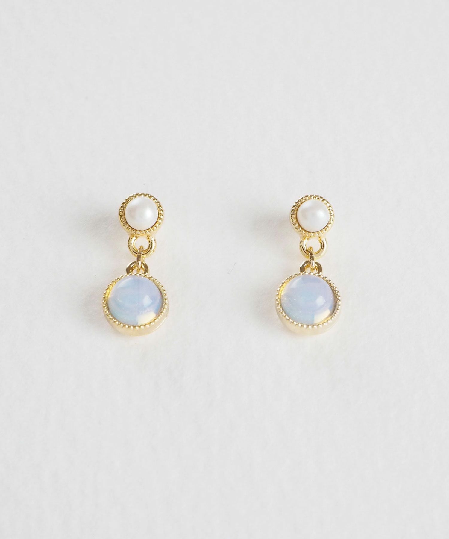 ナチュラルストーンとパールのチタンポストピアス【MUK Dreamy stone】