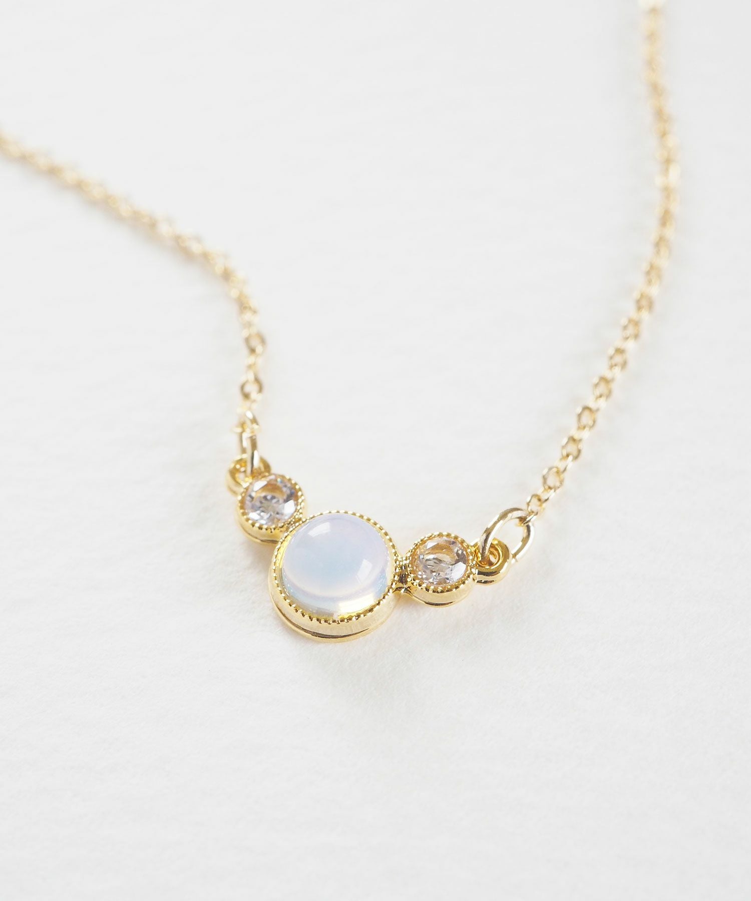 ナチュラルストーンとクリスタルのプチペンダント【MUK Dreamy stone】