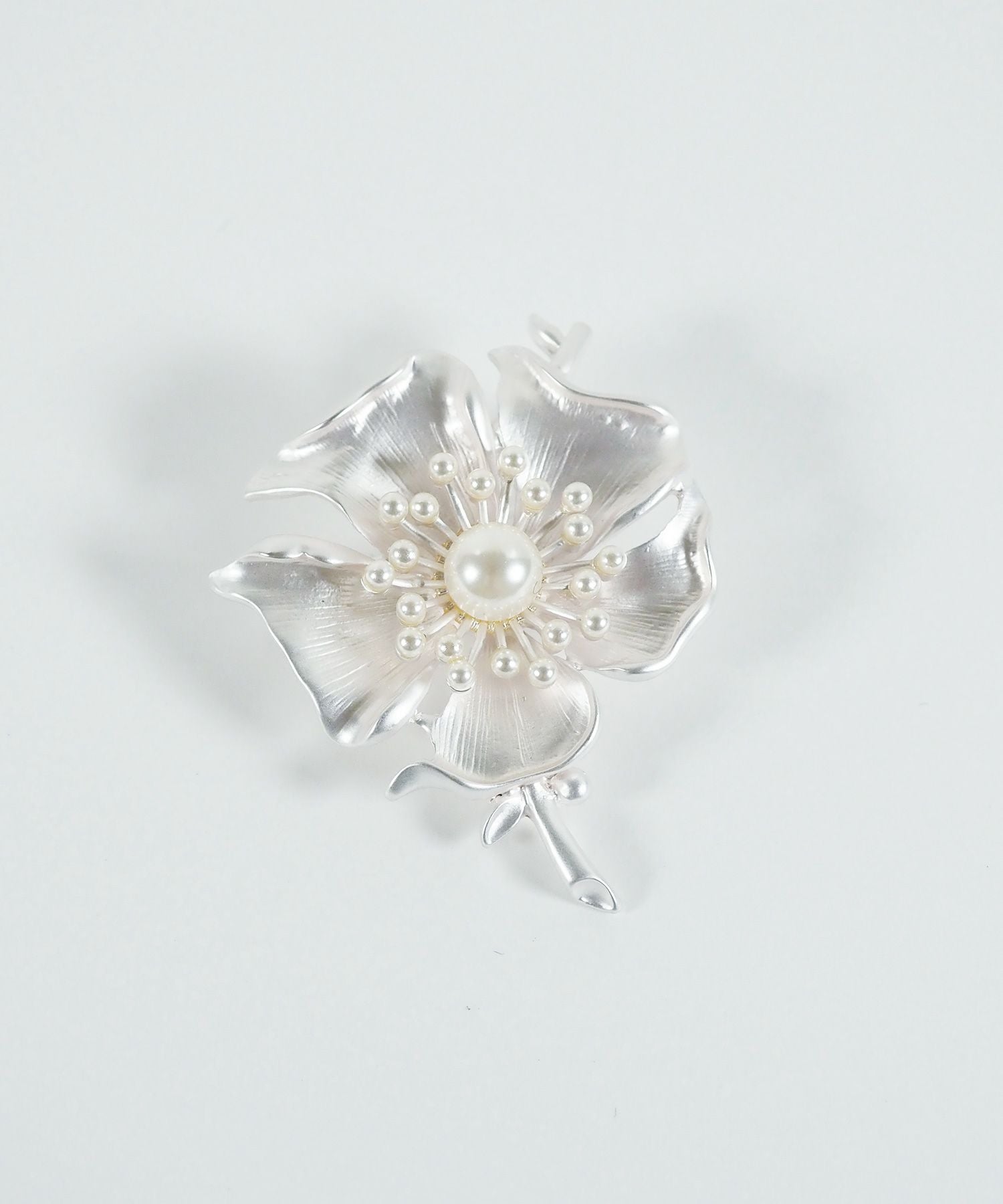 フラワーブローチ