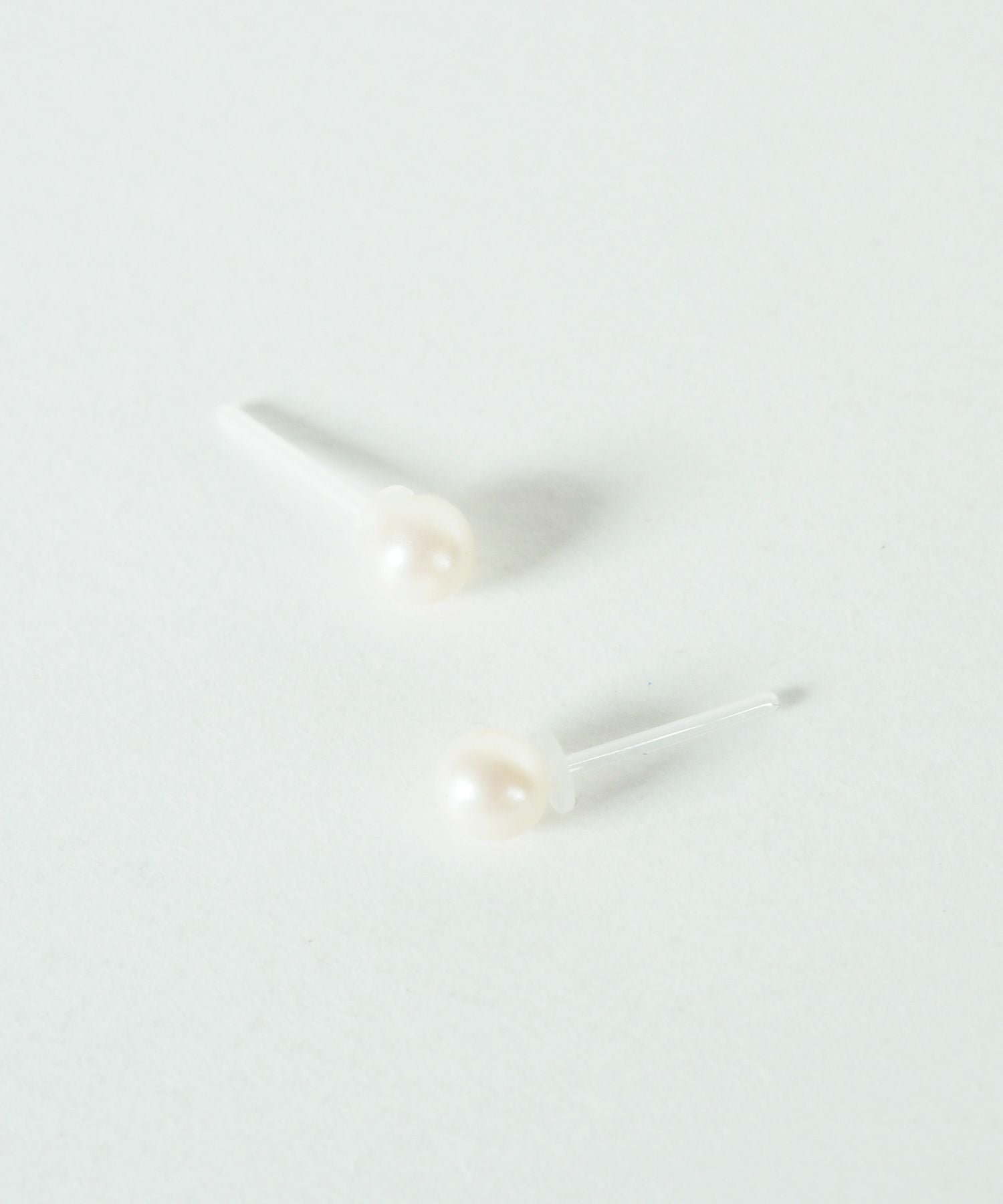 プチパールセラミックポストピアス