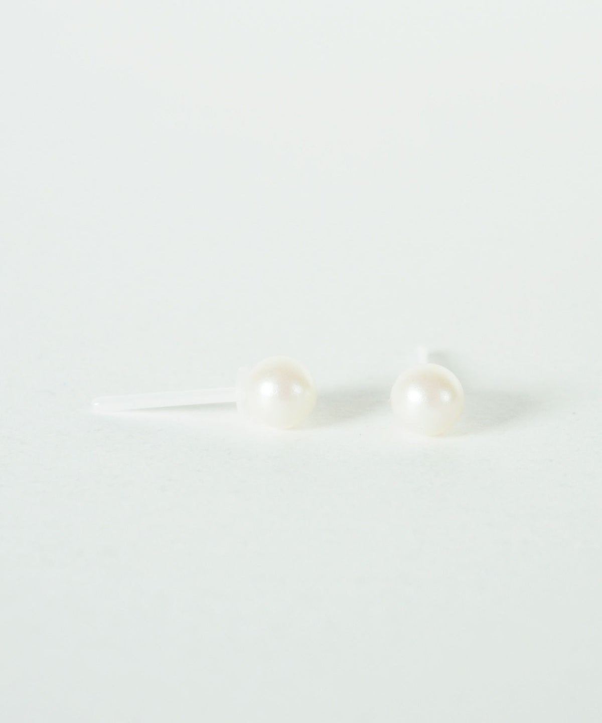 プチパールセラミックポストピアス