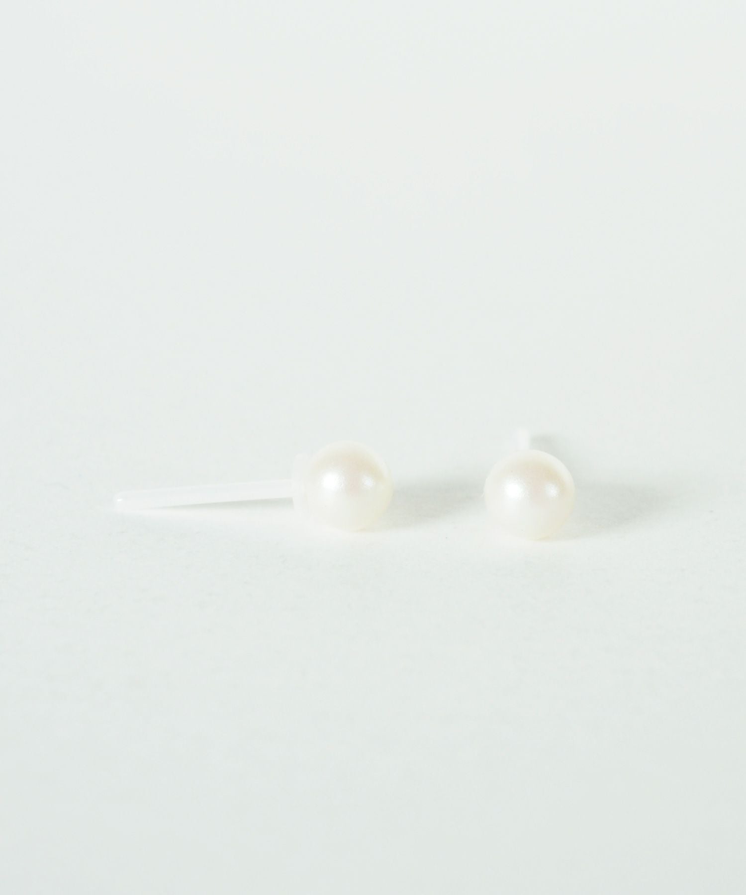 プチパールセラミックポストピアス