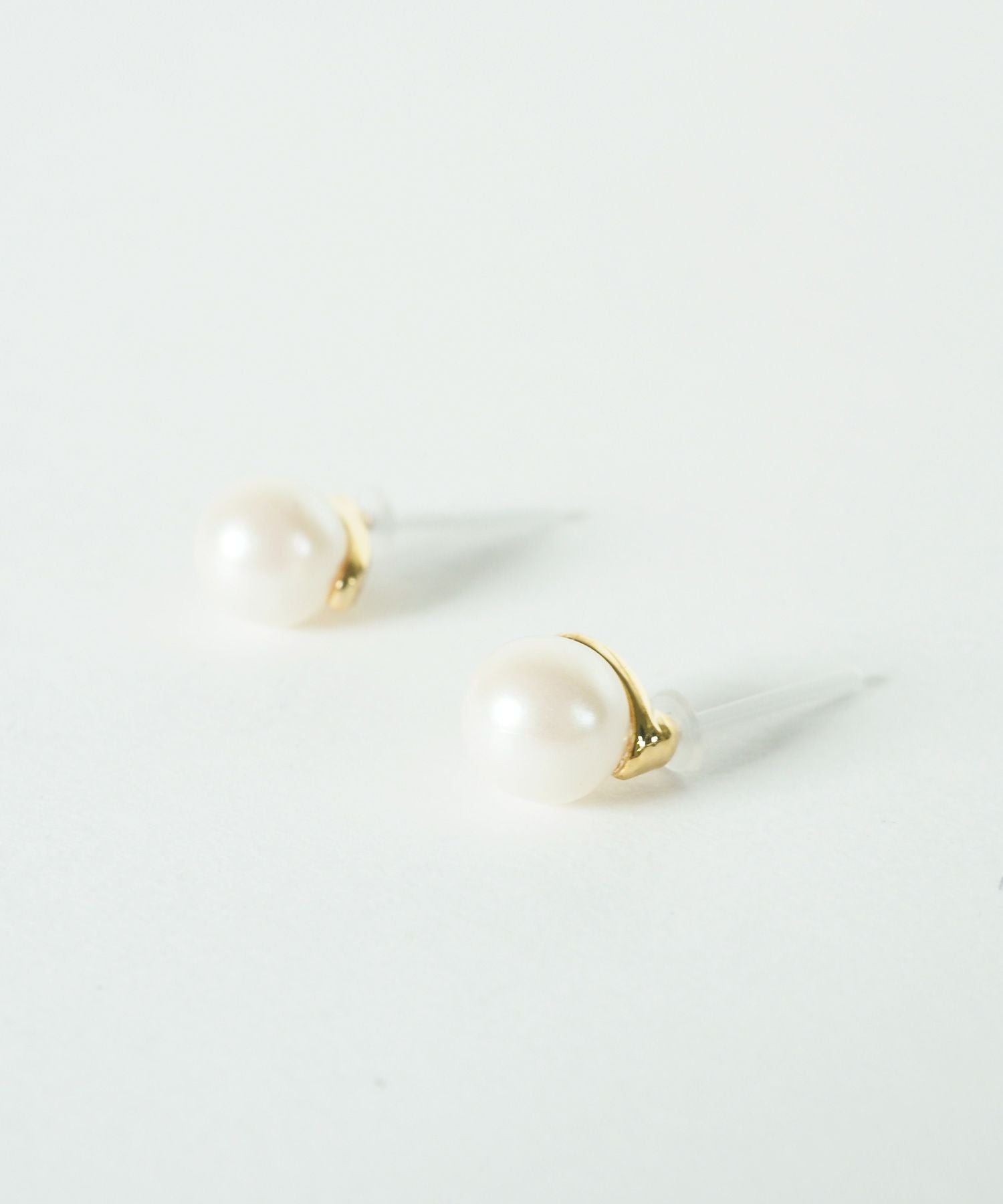 パールセラミックポストピアス