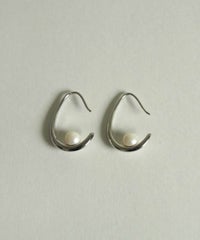 パールフックピアス
