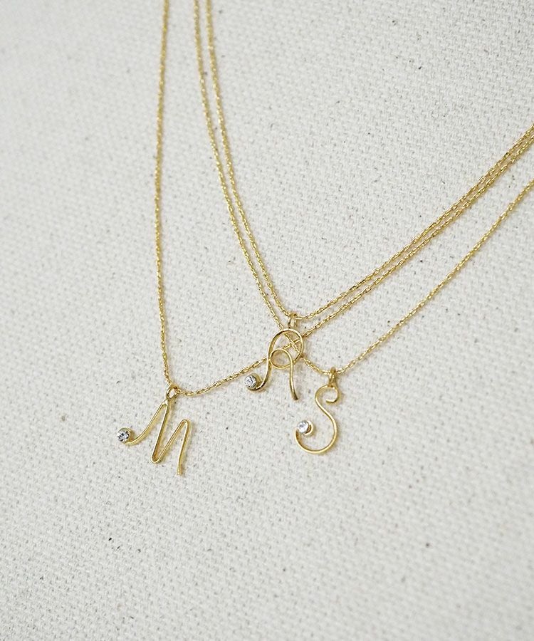 イニシャルネックレス【Juno Briller】