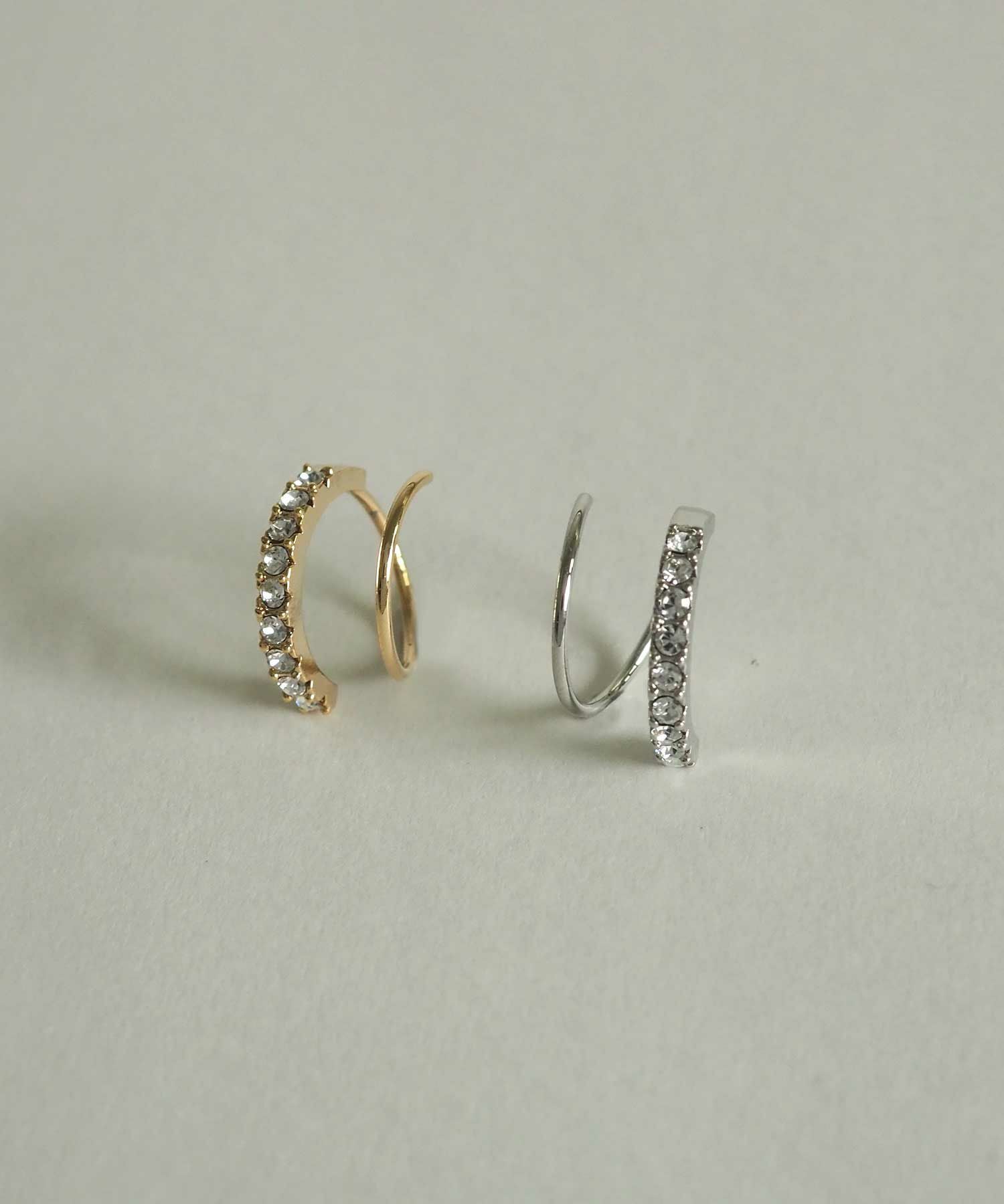 ラインストーンスパイラルピアス