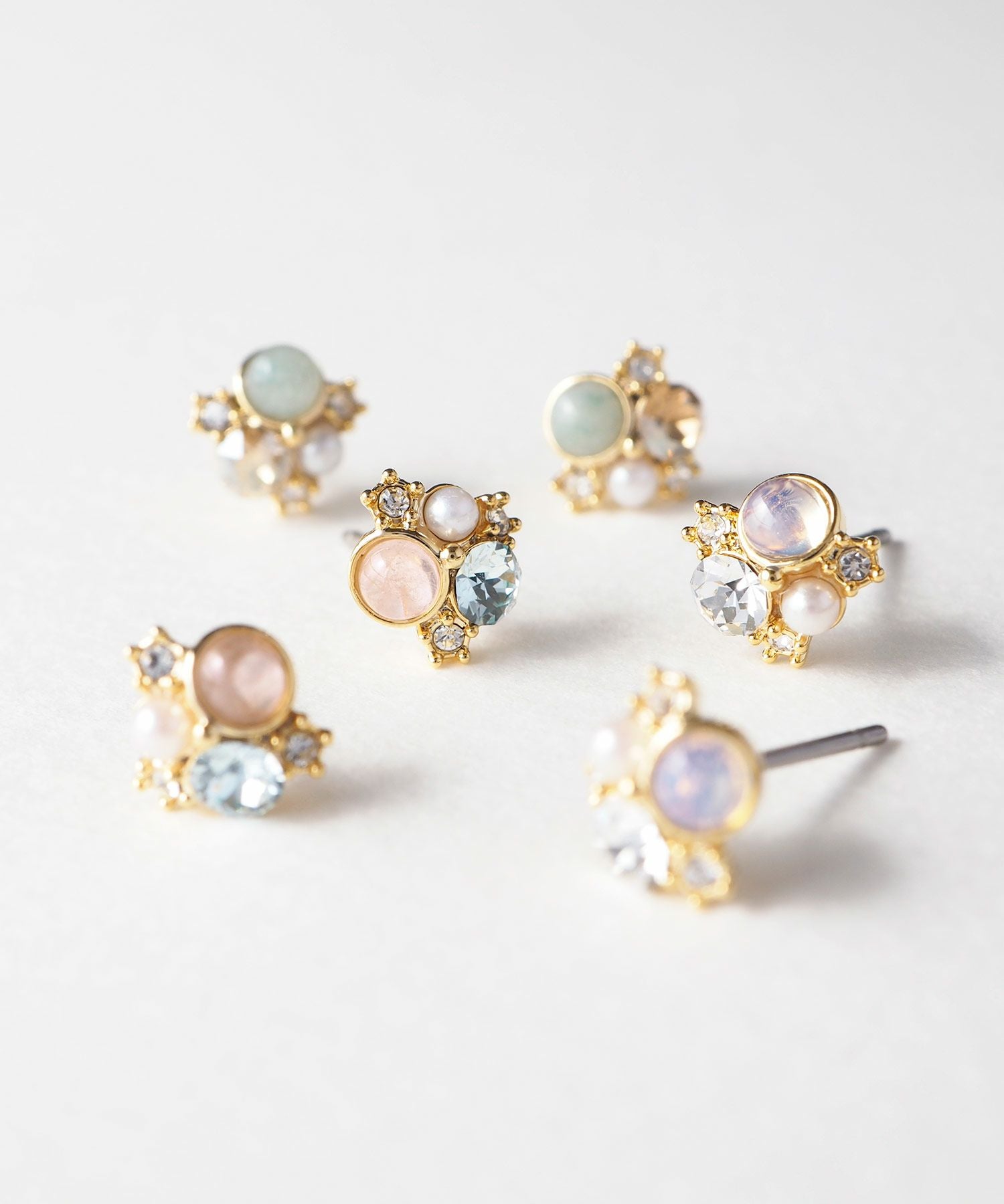 ナチュラルストーンプチビジューチタンポストピアス【MUK Dreamy stone