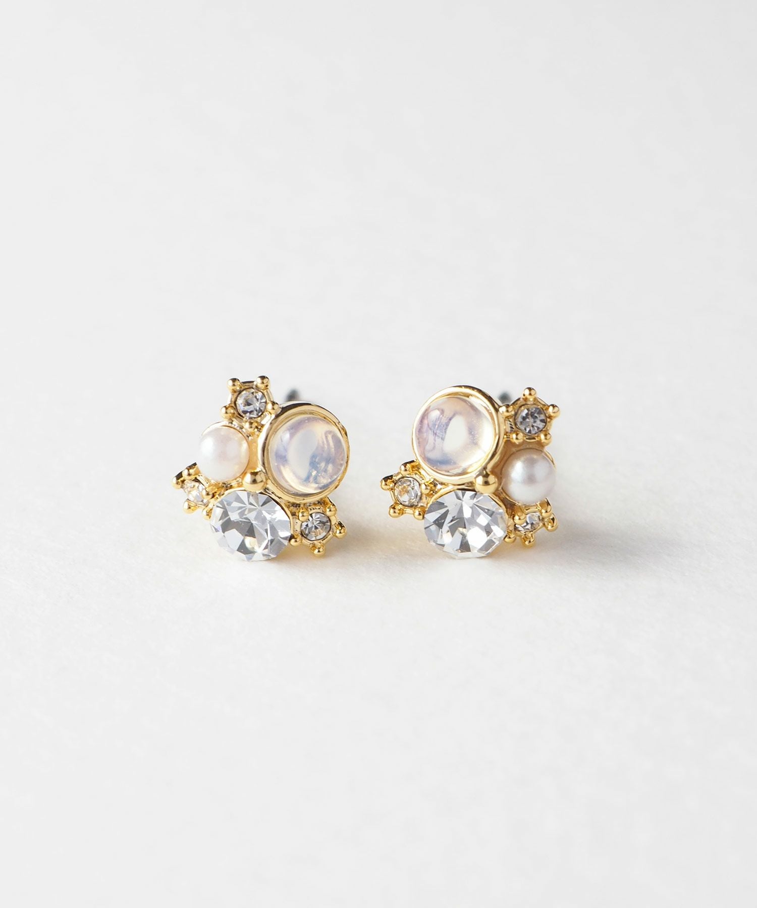 ナチュラルストーンプチビジューチタンポストピアス【MUK Dreamy stone