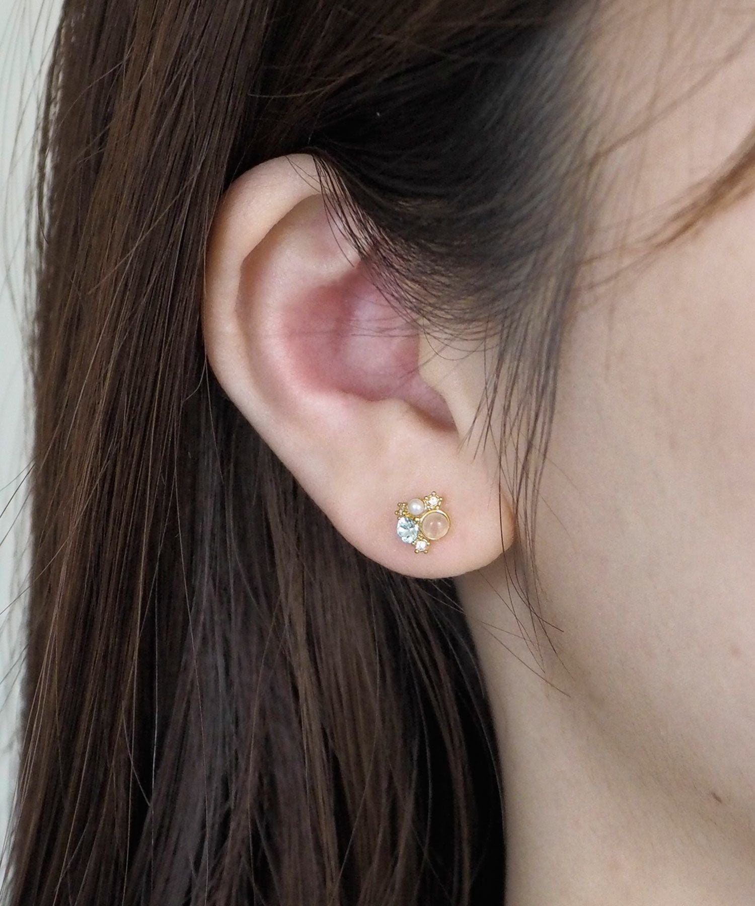 ナチュラルストーンプチビジューチタンポストピアス【MUK Dreamy stone