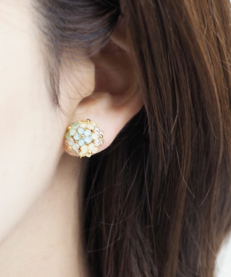 フラワーボールIMFスプリングイヤリング