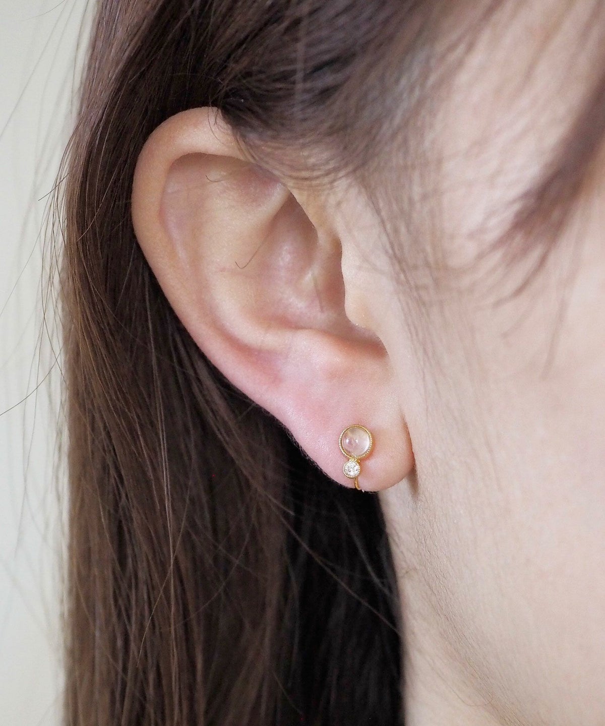 ナチュラルストーンとクリスタルのノンホールイヤリング【MUK Dreamy stone】