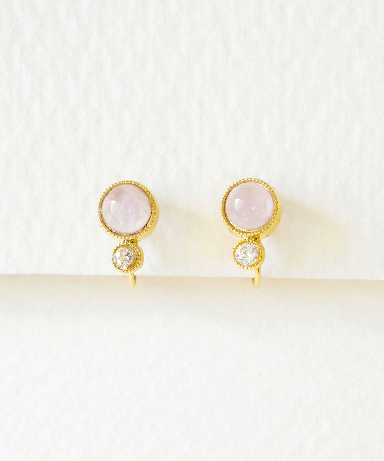 ナチュラルストーンとクリスタルのノンホールイヤリング【MUK Dreamy stone】