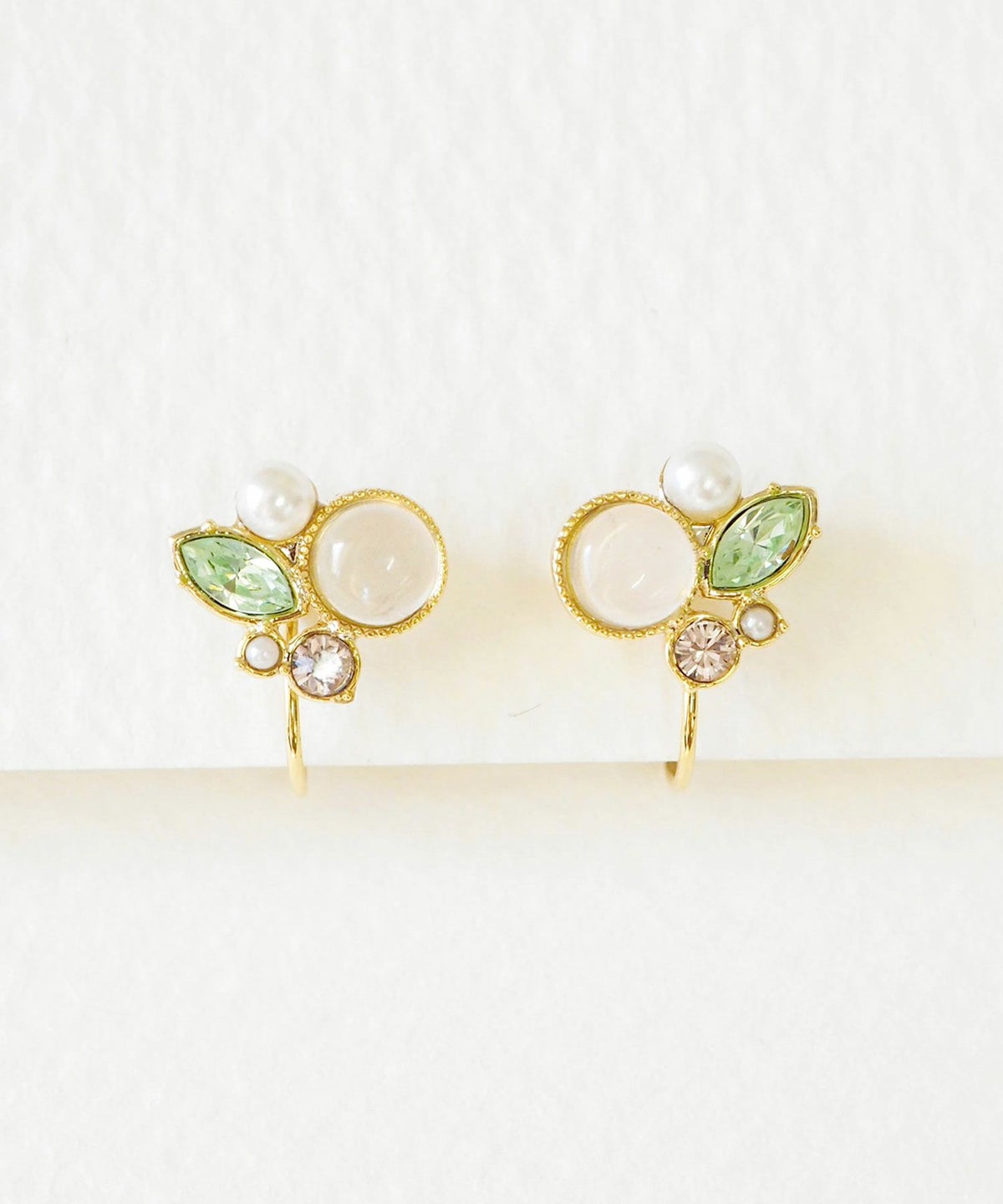 ナチュラルストーンとビジューのノンホールイヤリング【MUK Dreamy stone】