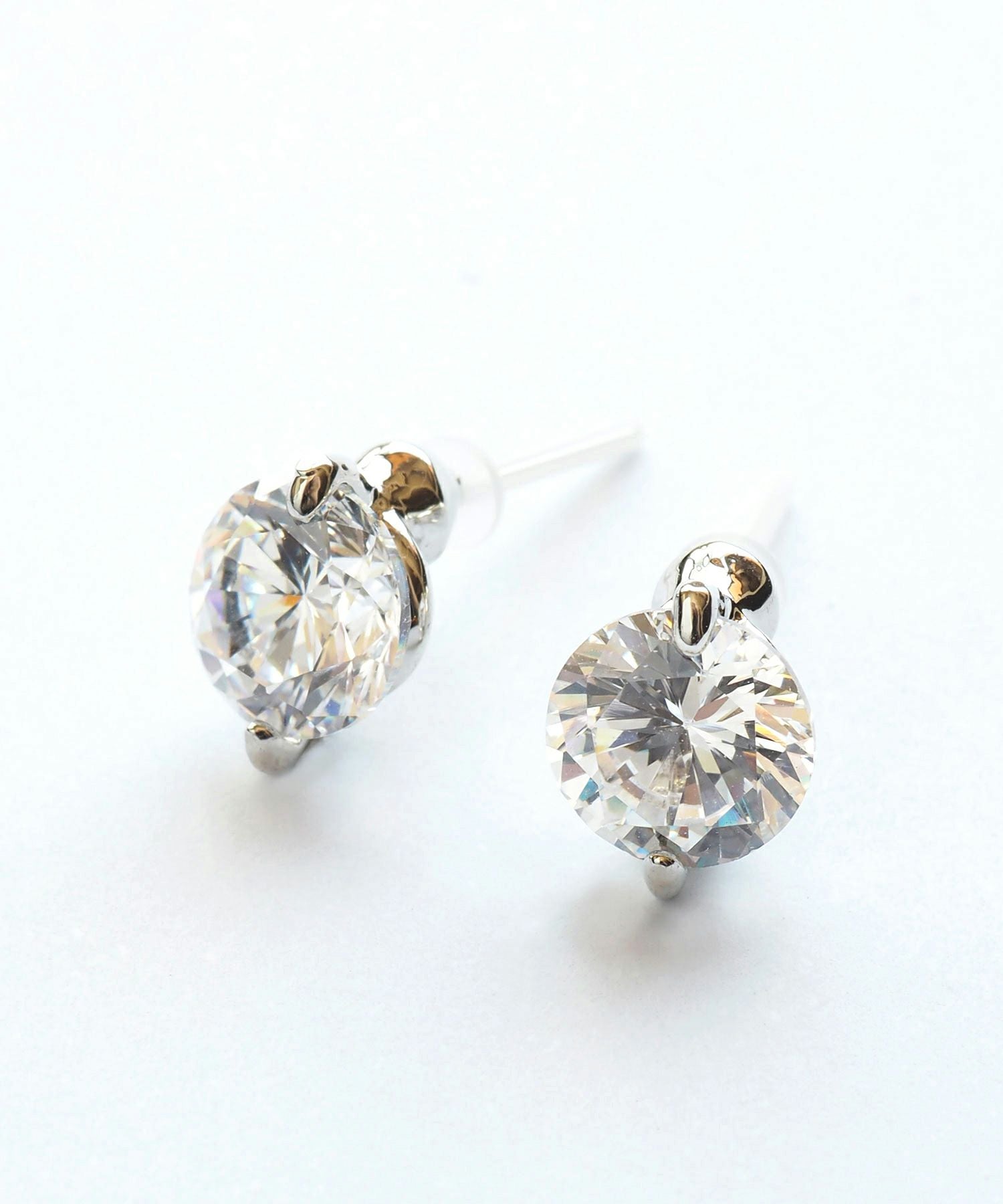 シンプルラウンドストーンセラミックポストピアス(6.5mm) | 【公式
