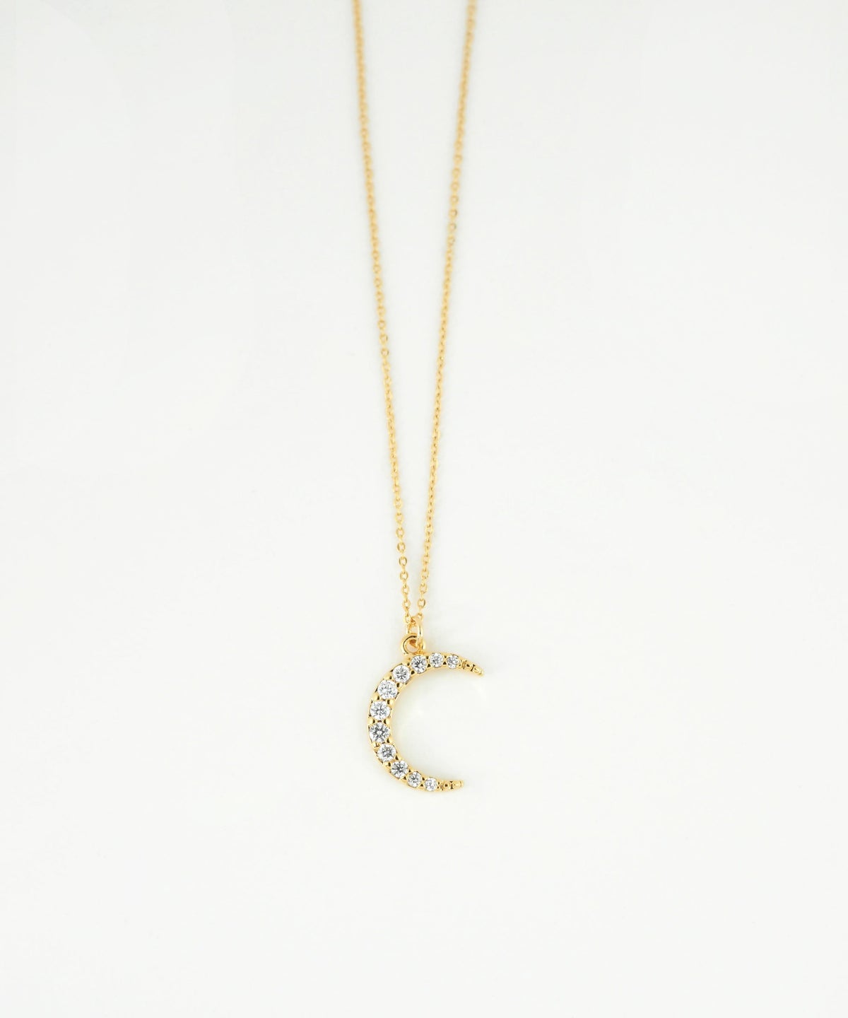 クレセントムーンキュービックジルコニアプチペンダント【MUK】