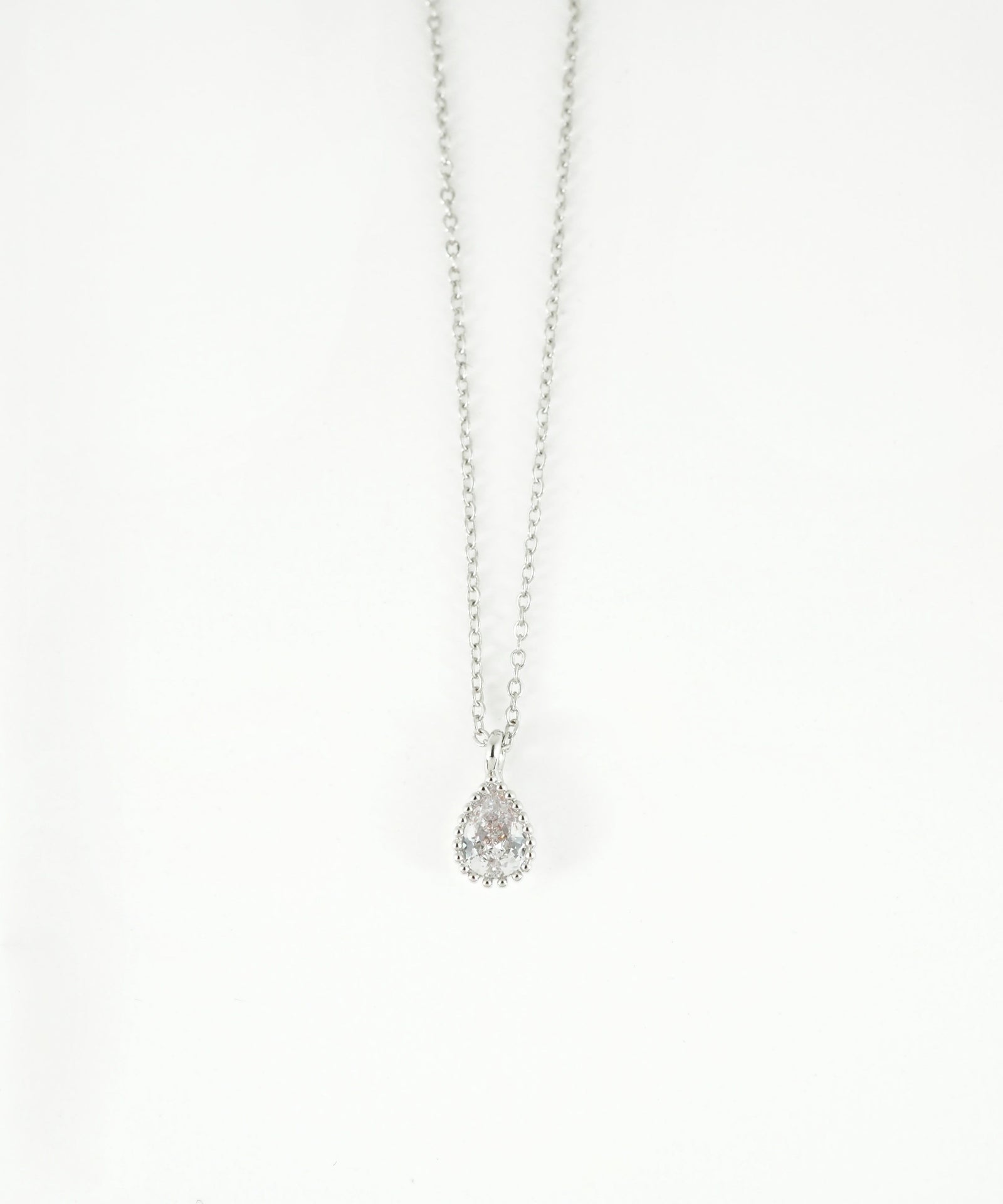 ドロップキュービックジルコニアプチペンダント【MUK】