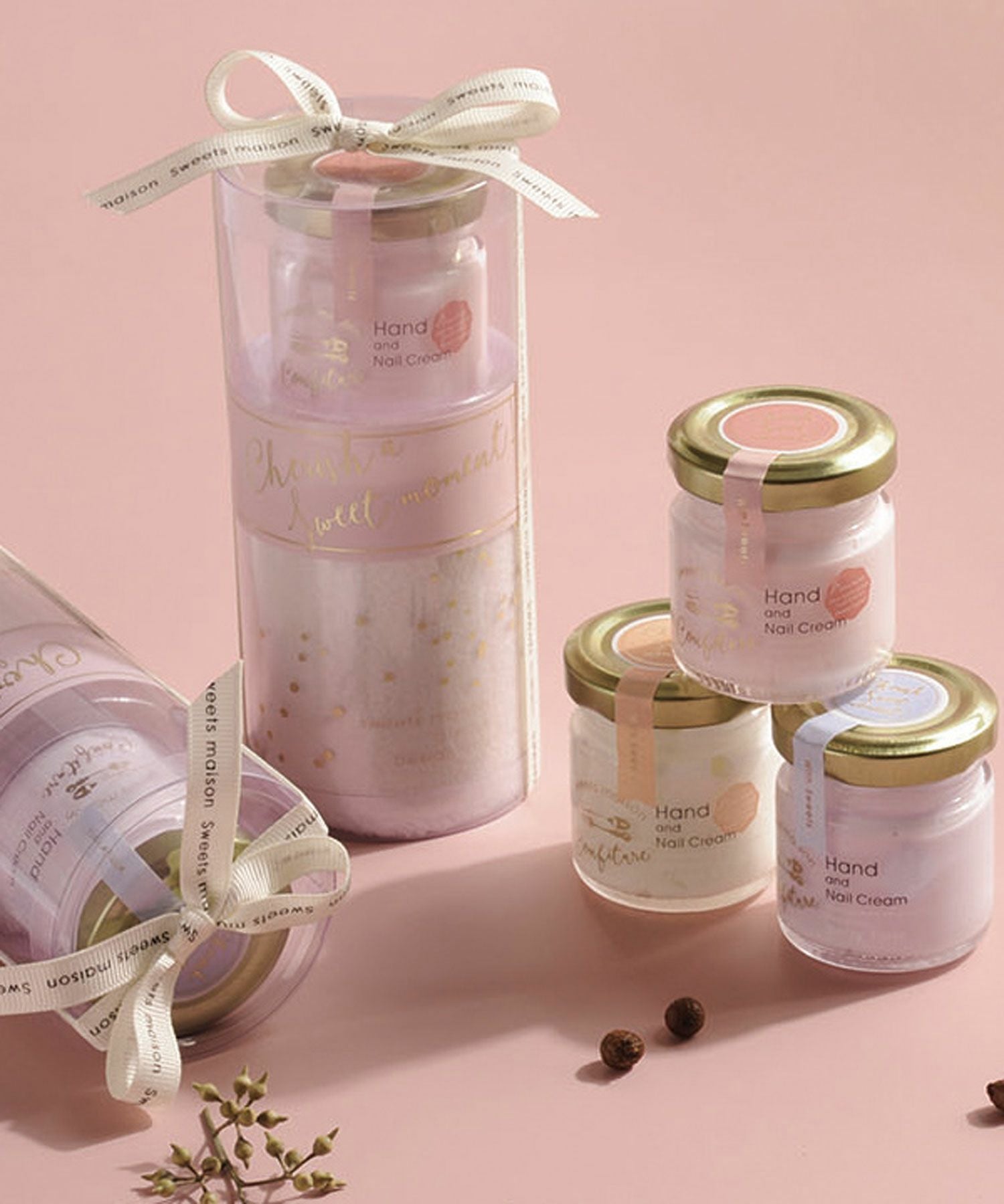 スウィーツメゾンコンフィチュールハンド&ネイルクリームセット