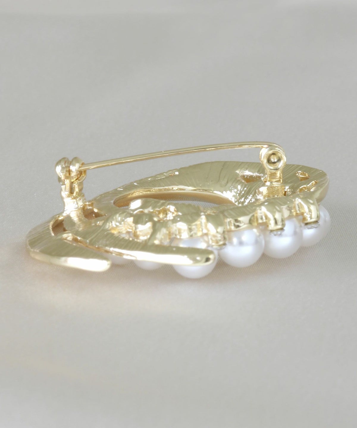 オフショアブローチ