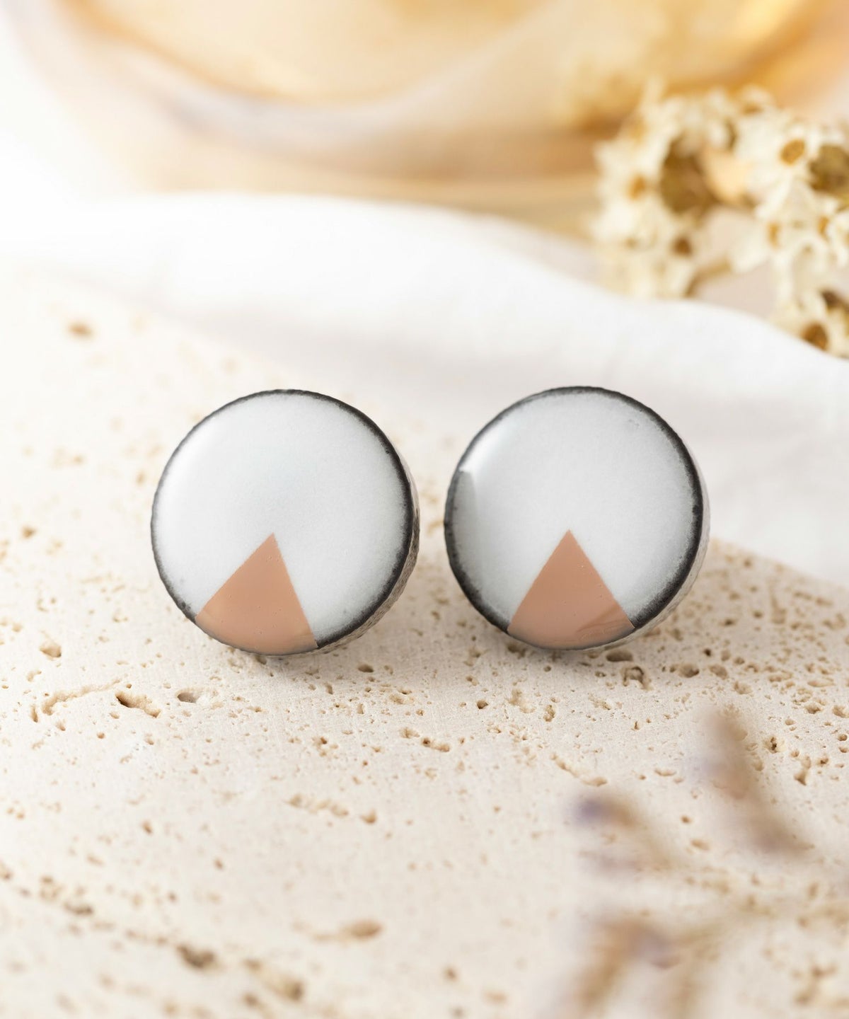 【MUK別注】美濃焼シャビーシックピアス【MIKELO】