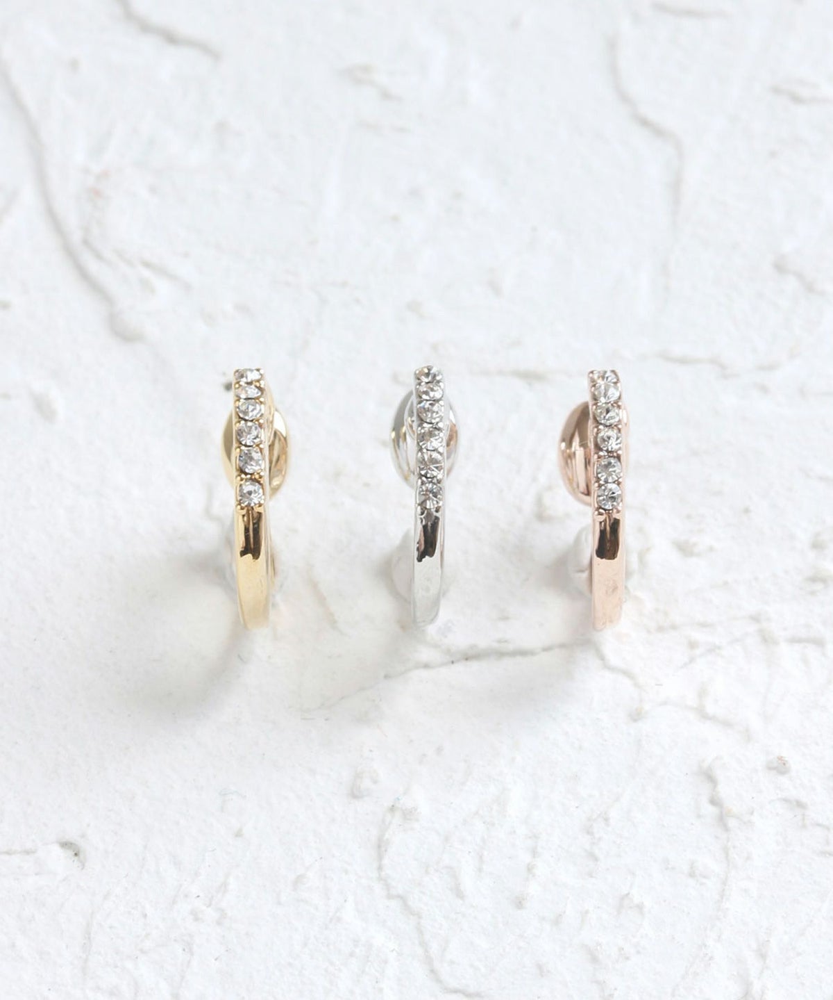 フラットラインストーンフープノンホールイヤリング