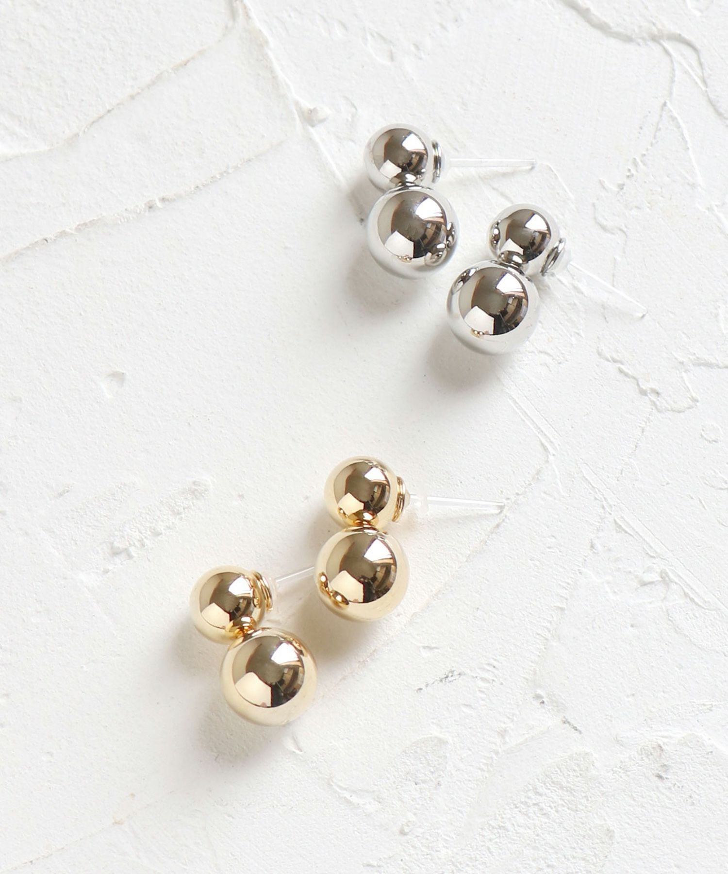 ダブルメタルボール抗菌樹脂ポストピアス