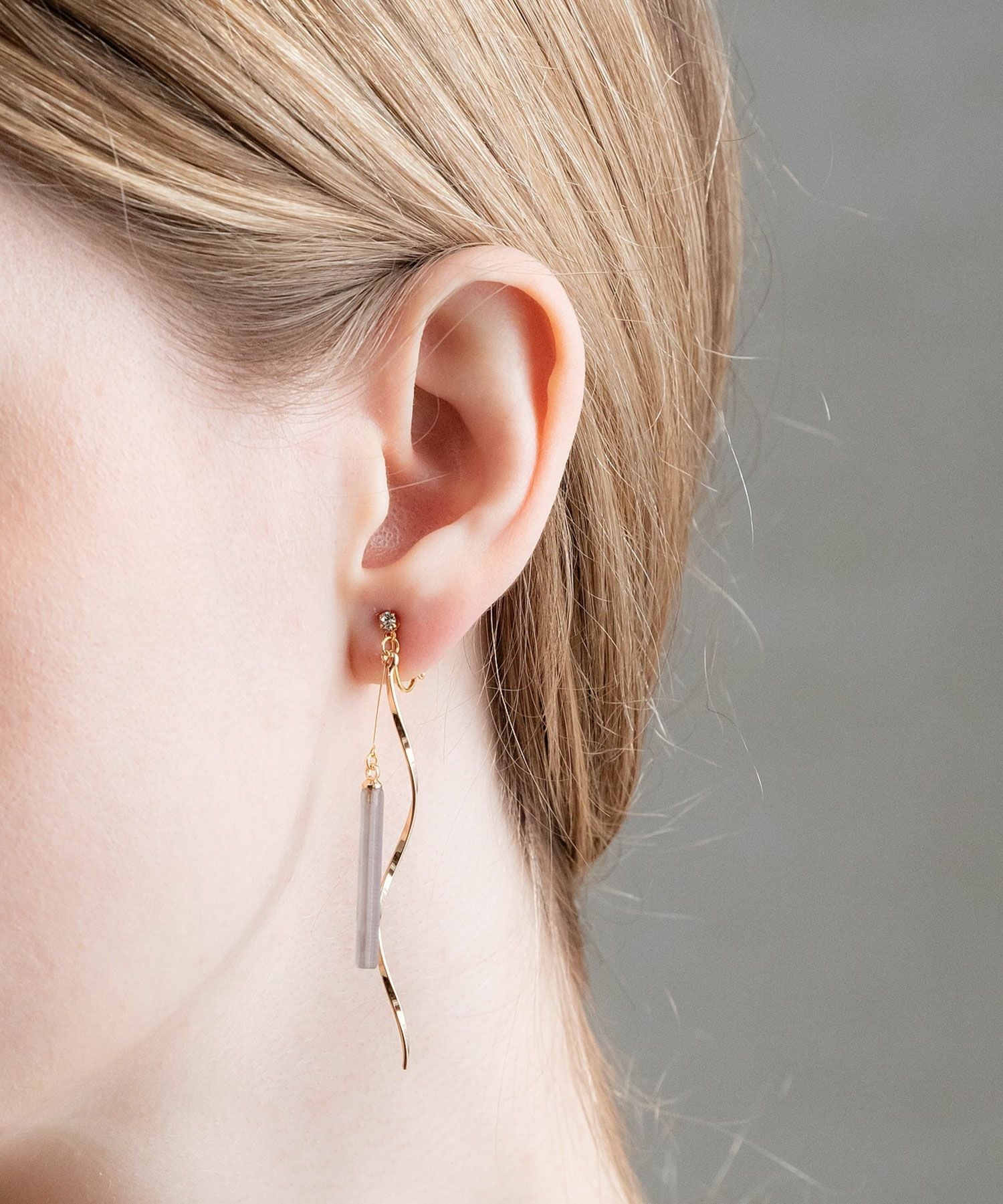 マーブルバースウィングIMFスプリングイヤリング