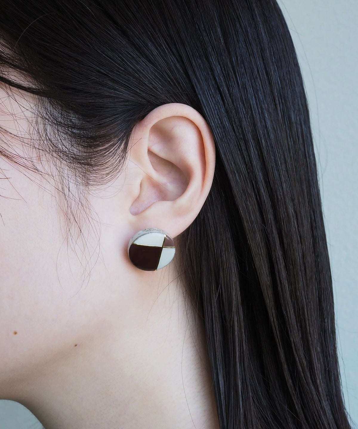 【MUK別注】美濃焼フレンチクラシカルダークグリッドチタンポストピアス【MIKELO】