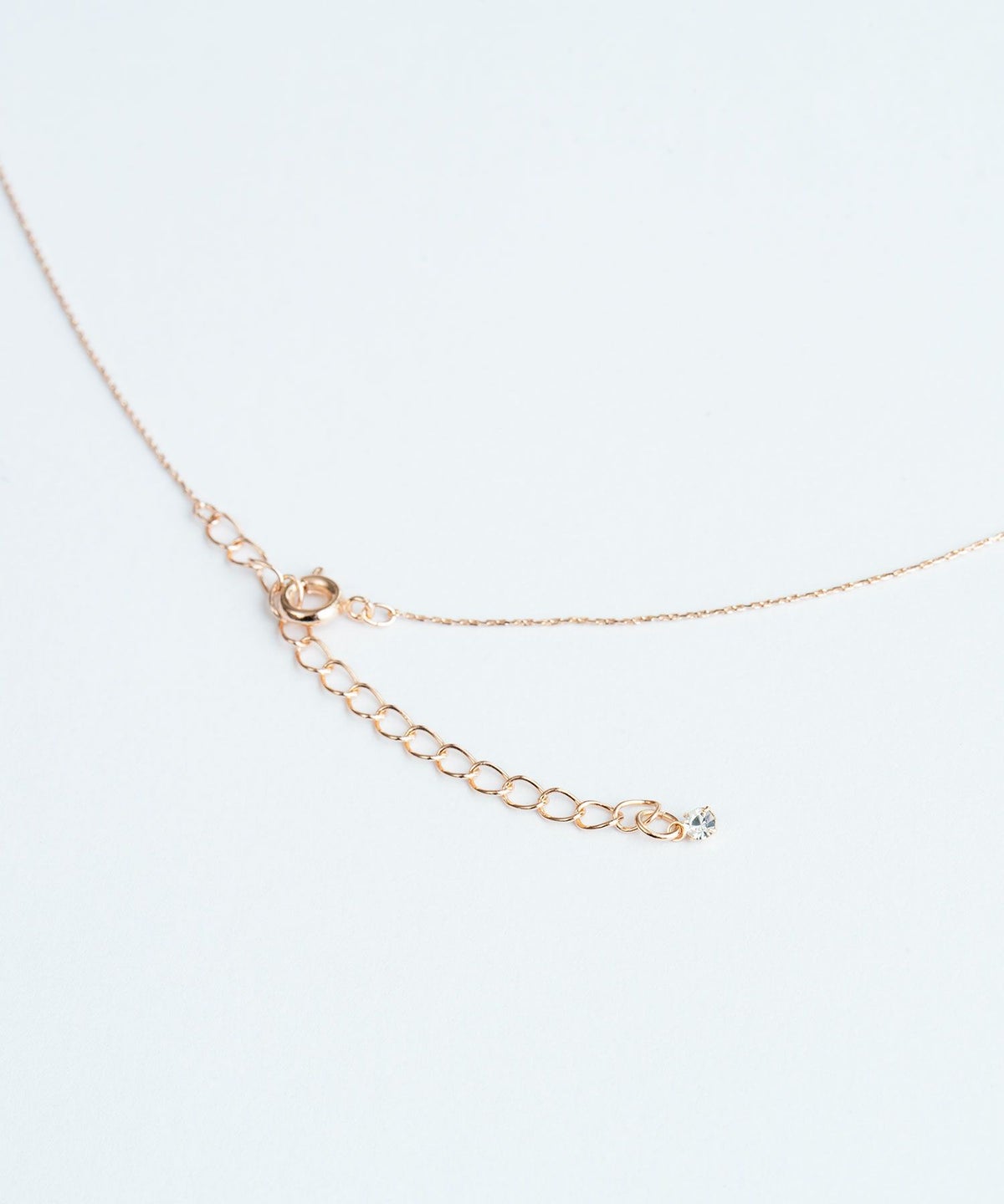 スナグルバタフライネックレス