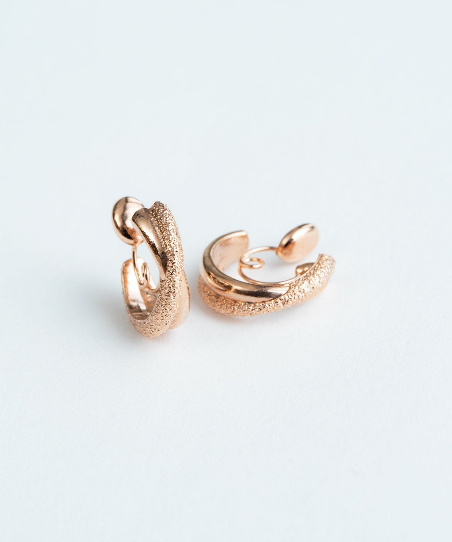 【web限定】ルミクロスフープループフィットイヤリング【Lumirise】