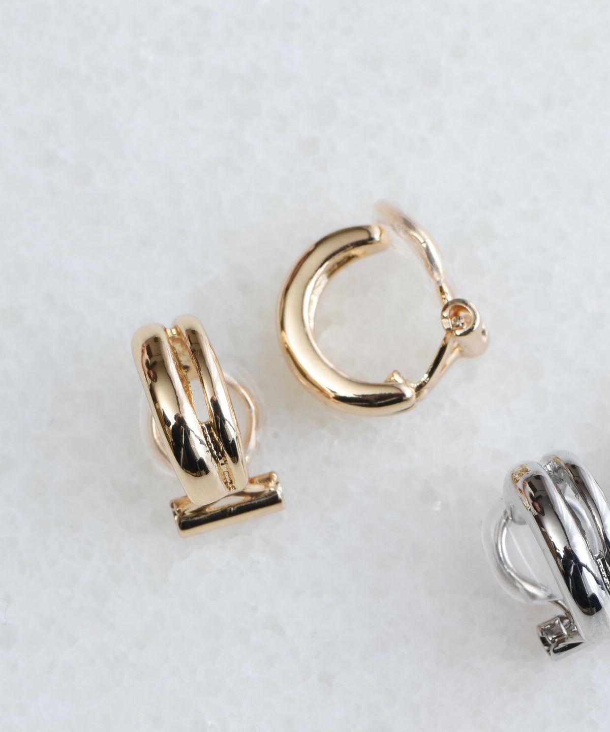 ダブルフープクリップイヤリング