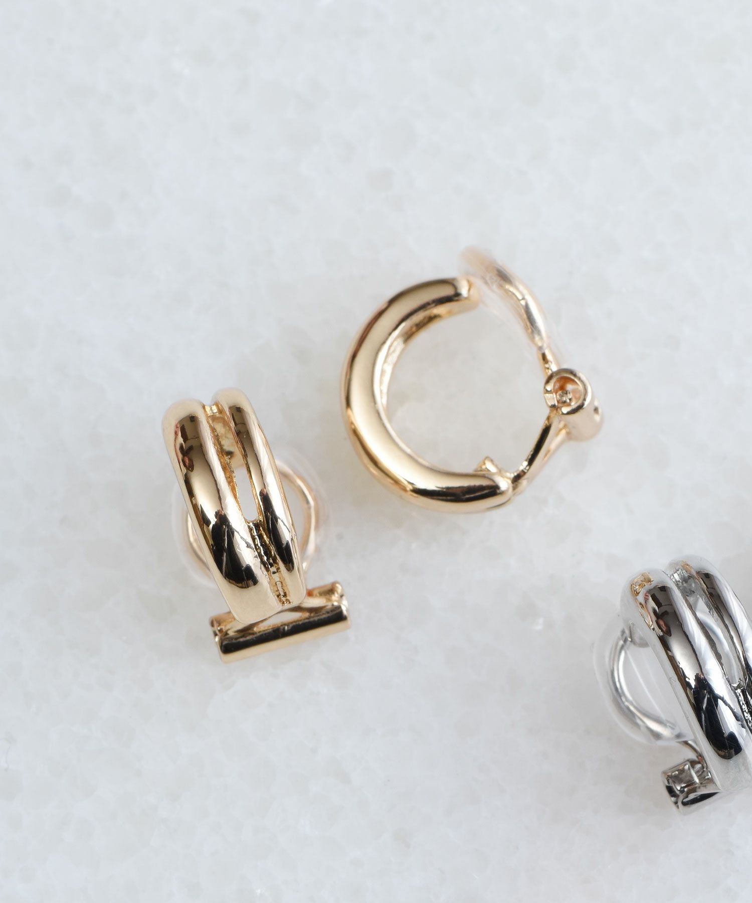 ダブルフープクリップイヤリング