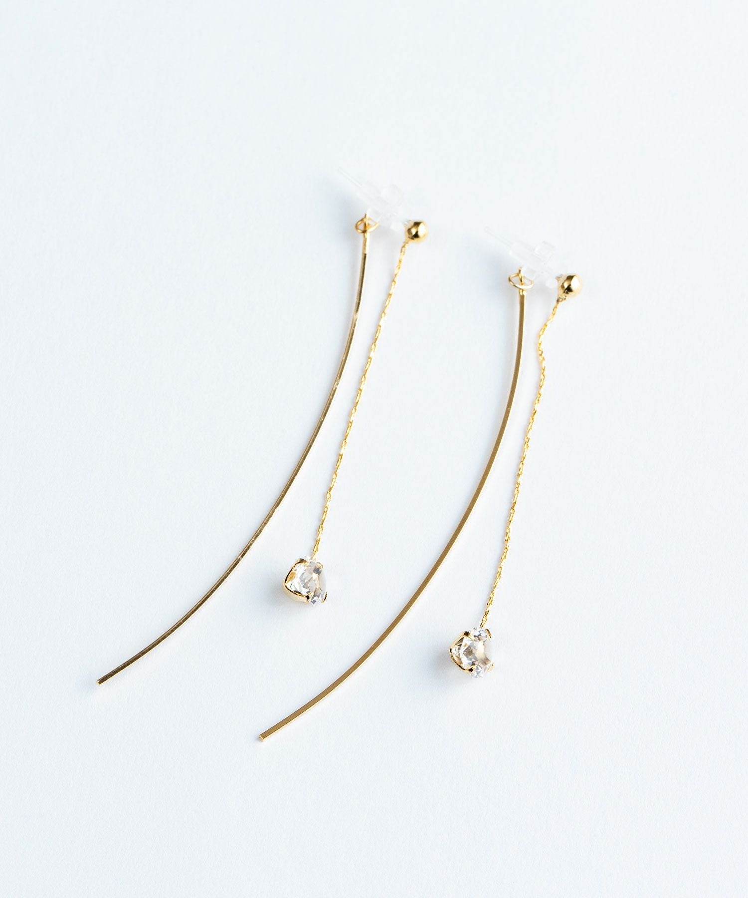 カーブラインストーンセラミックポストピアス