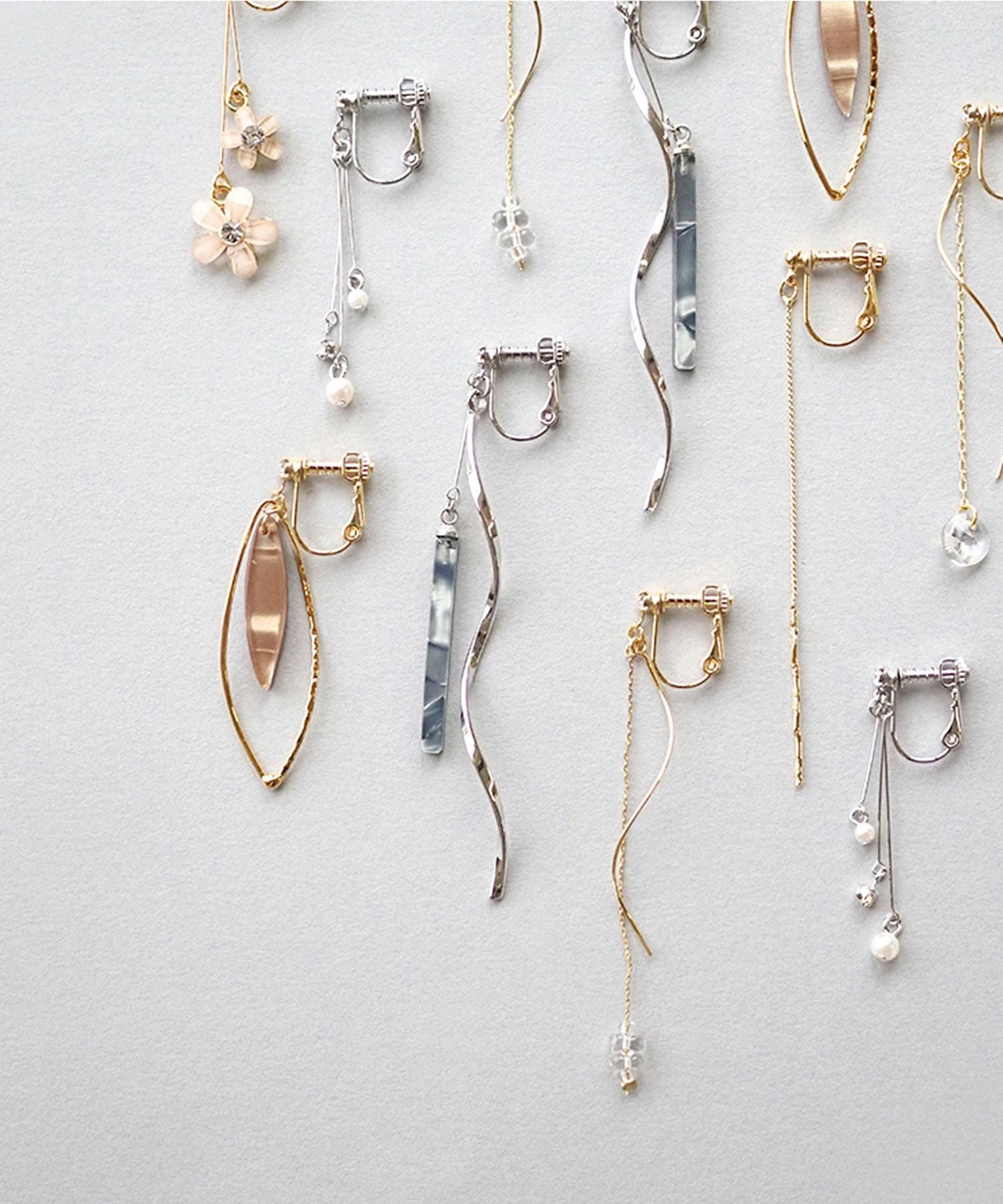 リーニュトロワIMFスプリングイヤリング