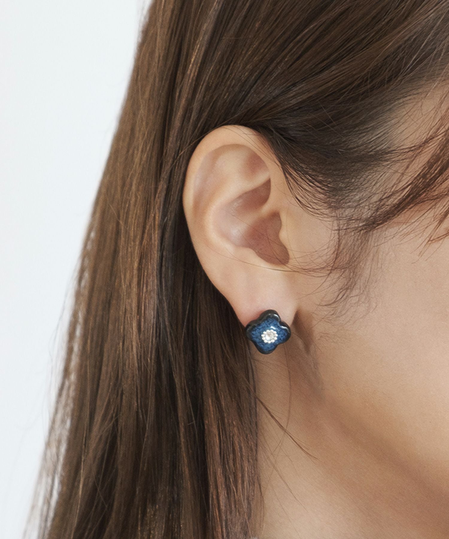 【新品類・総額16165円】ヘアアクセサリー☆ピアス☆ブレスレット☆日本製☆チタンポスト☆ノンニッケル☆スワロフスキー☆パール☆リボン tou」美濃焼スワロフスキーフラワーチタンポストピアス【MIKELO