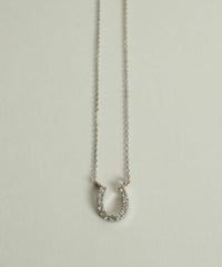 パヴェホースシューネックレス