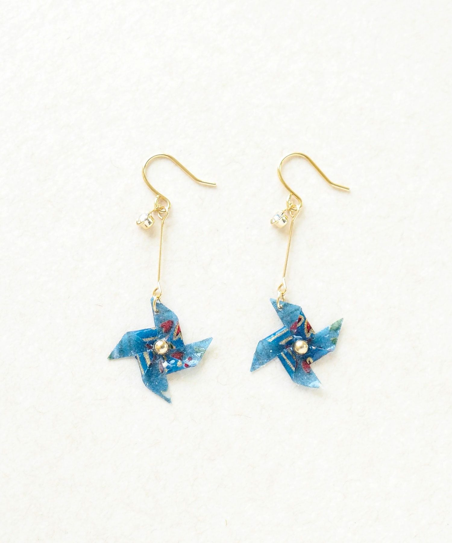 かるはさん専用♡青空と飛行機 小ピアス イヤリング かざぐるまピアス | 【公式】MUK ONLINE SHOP｜人気アクセサリー