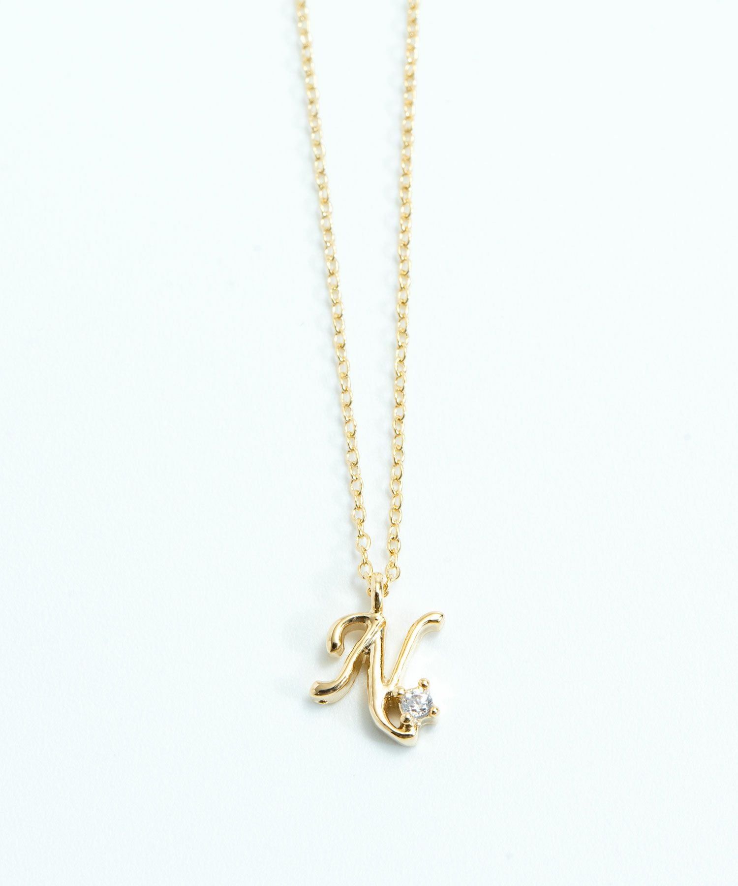 イニシャルネックレス