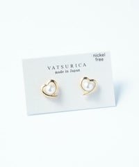 パールサラウンドチタンポストピアス