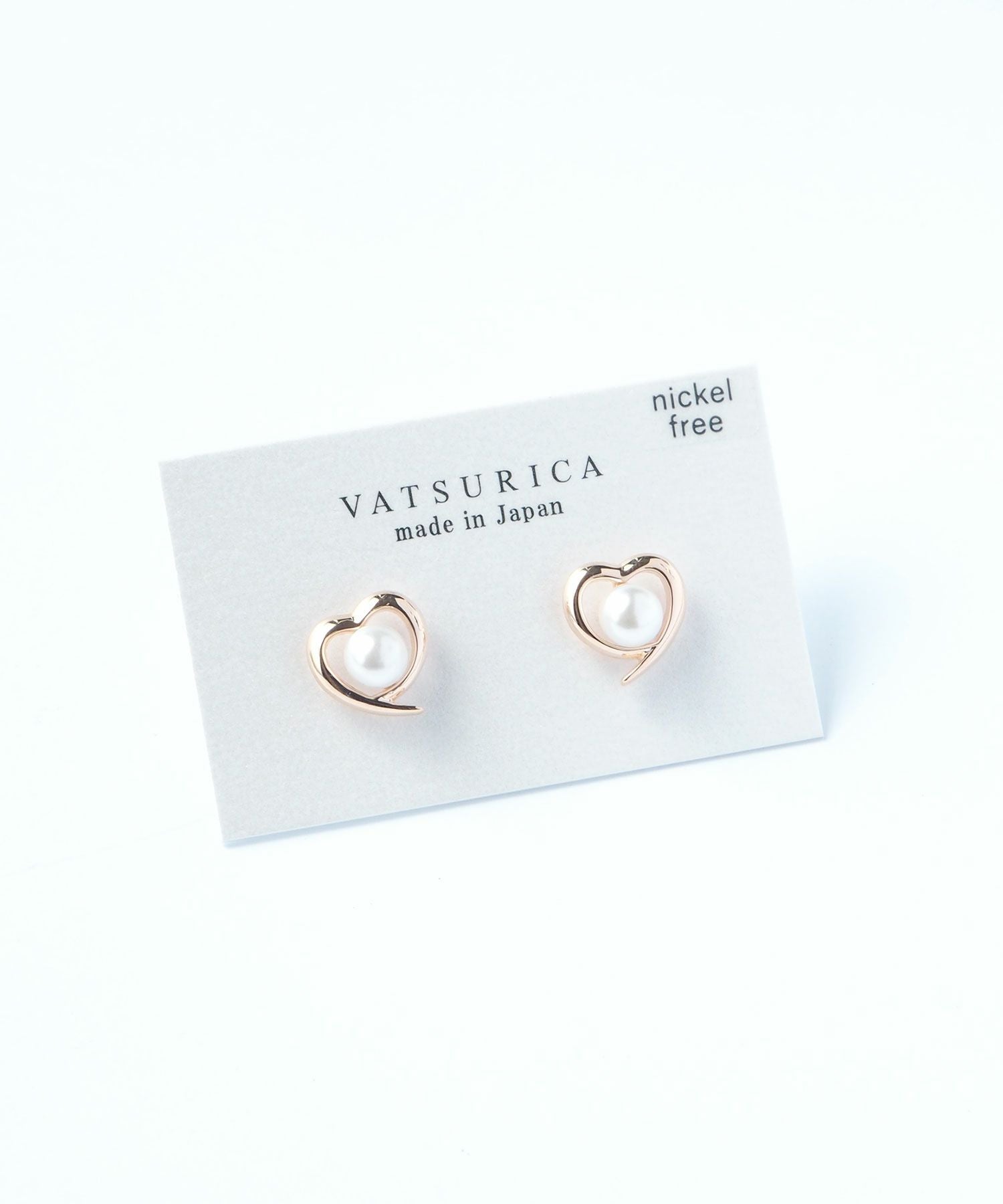 パールサラウンドチタンポストピアス