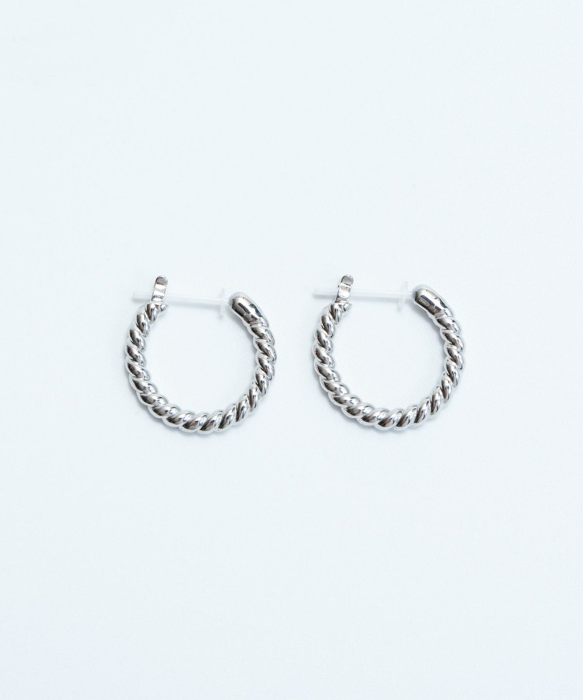 ツイストフープセラミックポストピアス