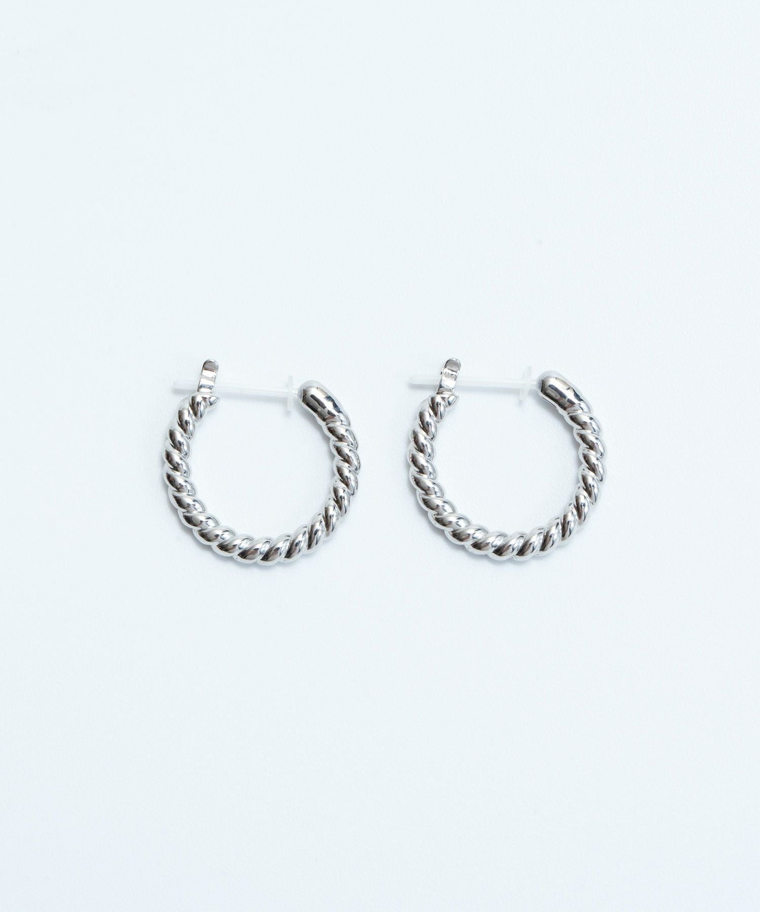 ツイストフープセラミックポストピアス