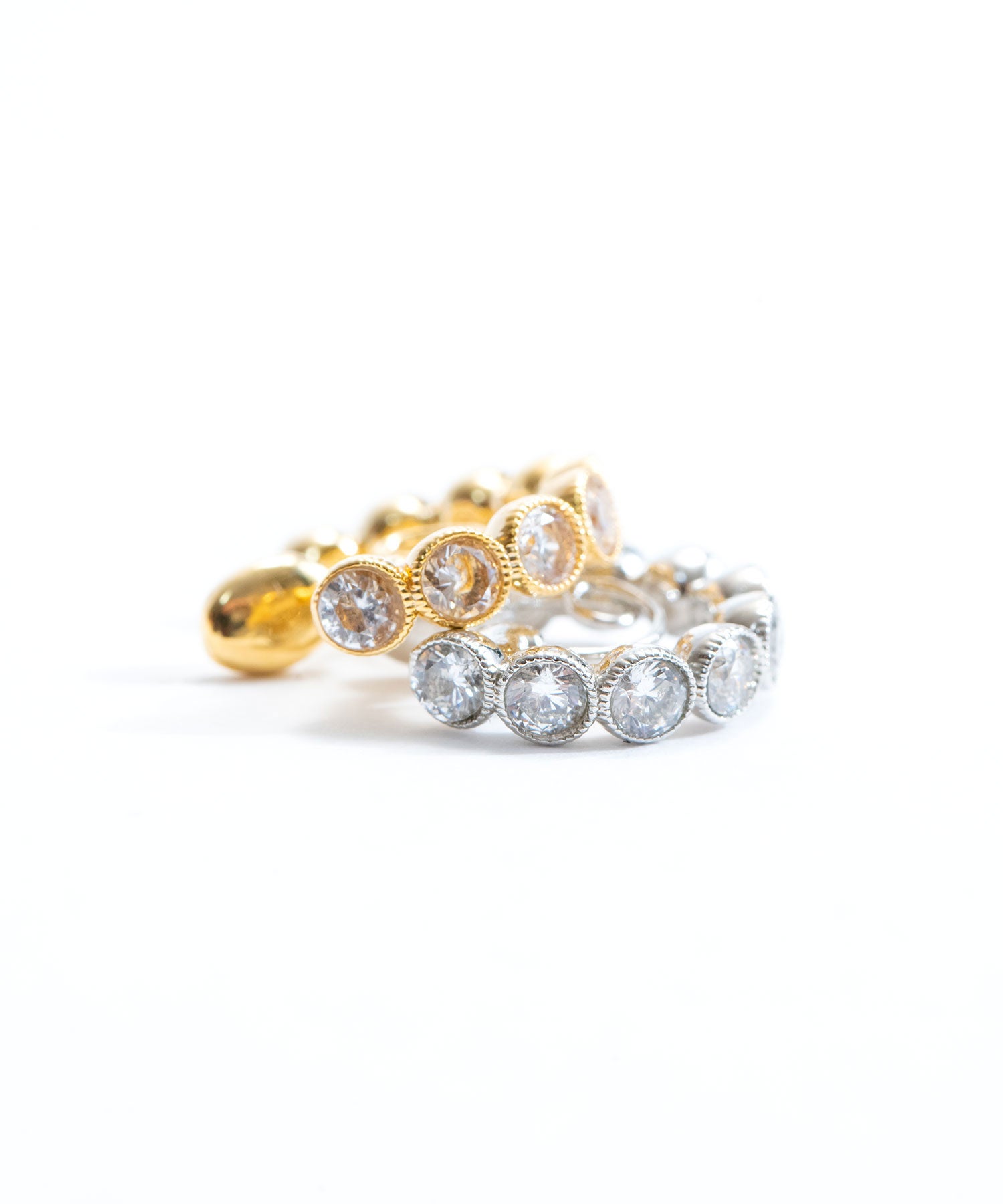 フープジルコニアループフィットイヤリング