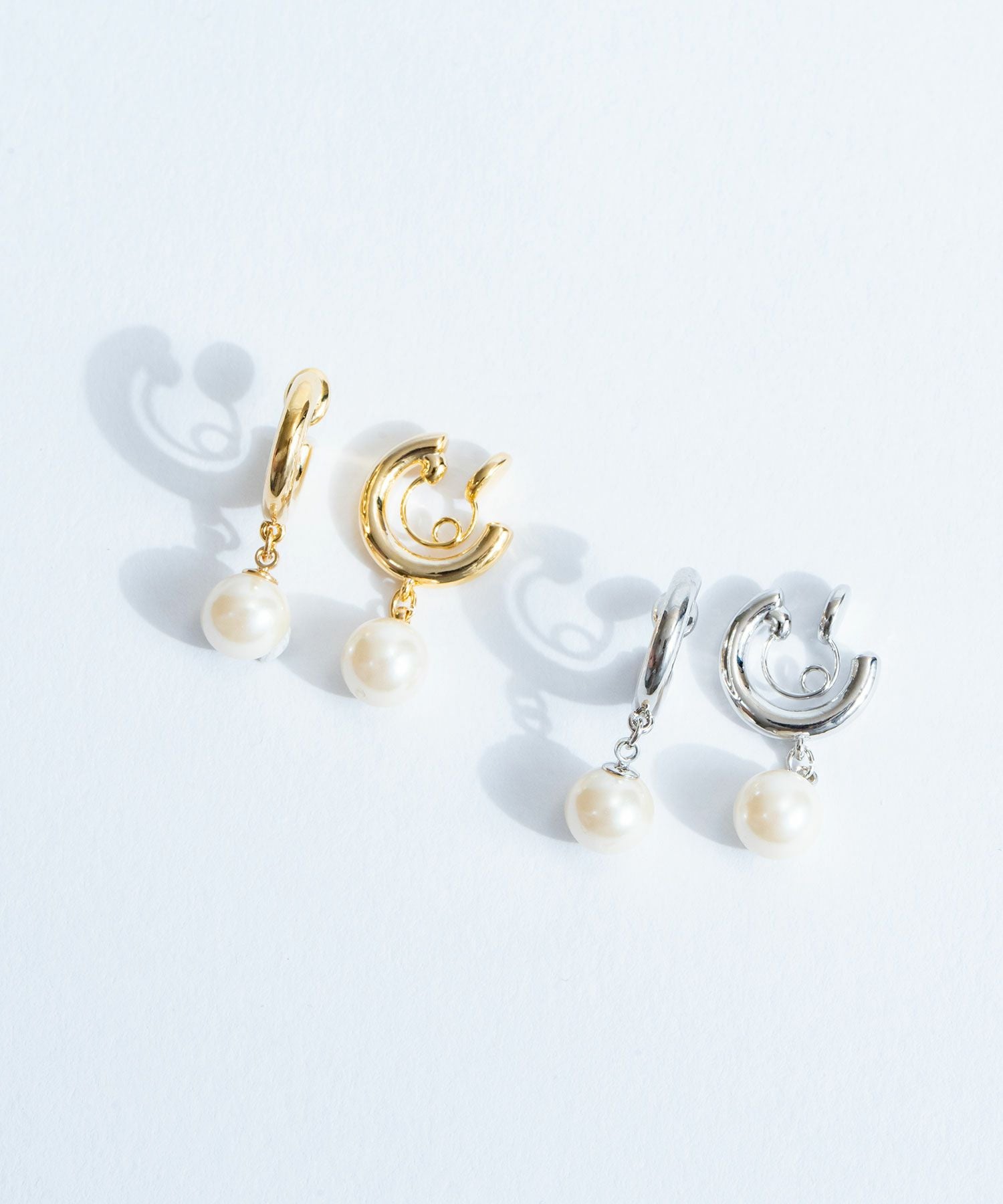 パールスウェイループフィットイヤリング