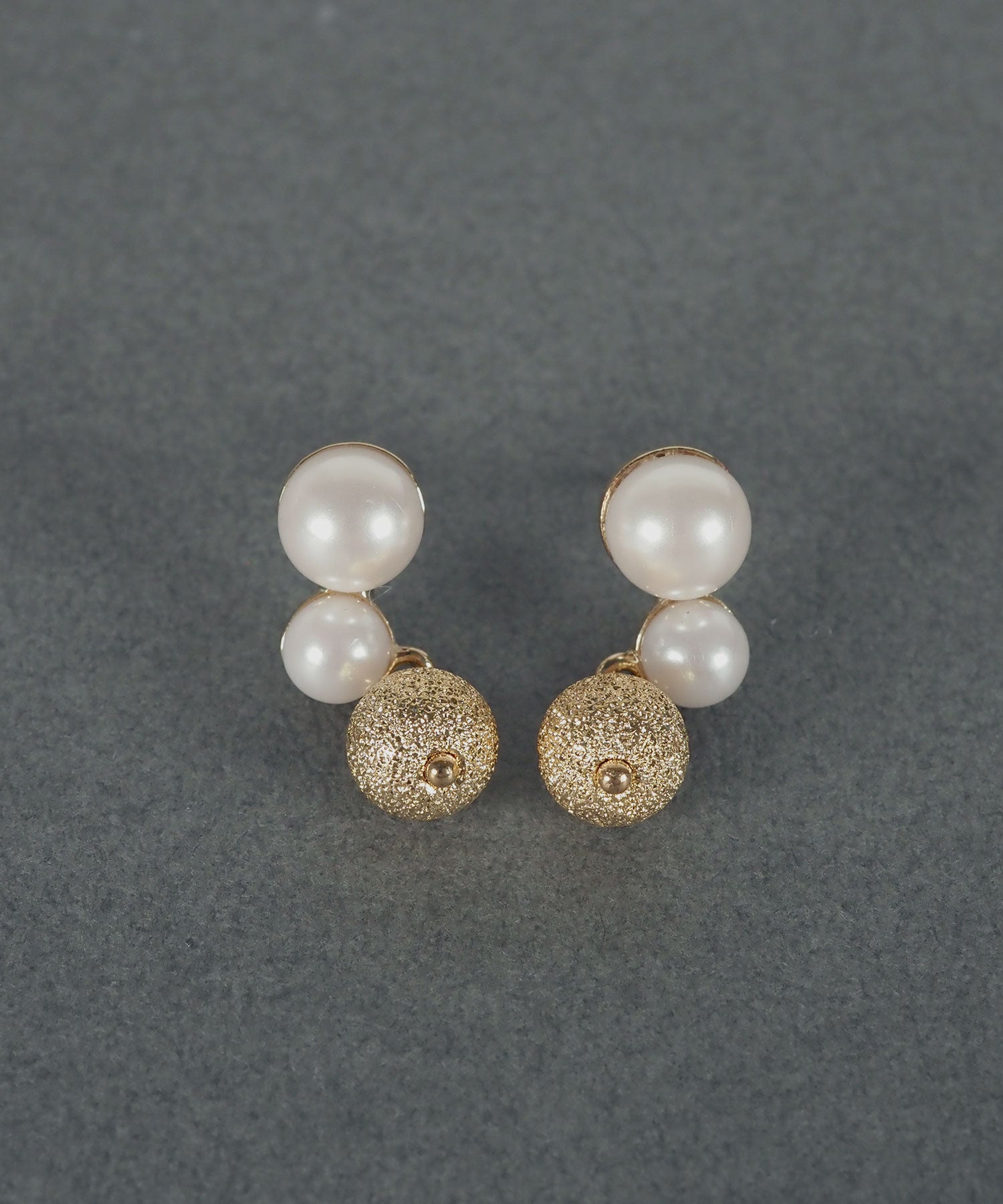 メタルボールミックスピアス【MUK voyalibre】