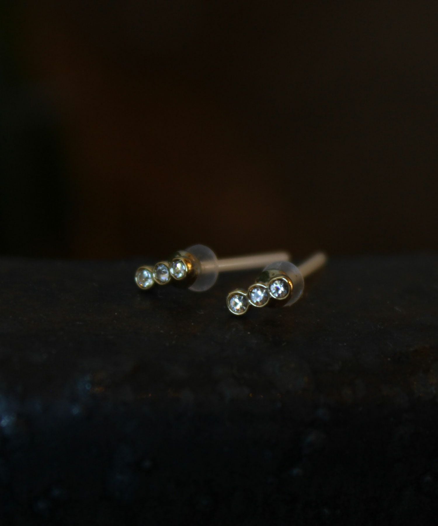 【web限定】ルミライナセラミックポストピアス【Lumirise】