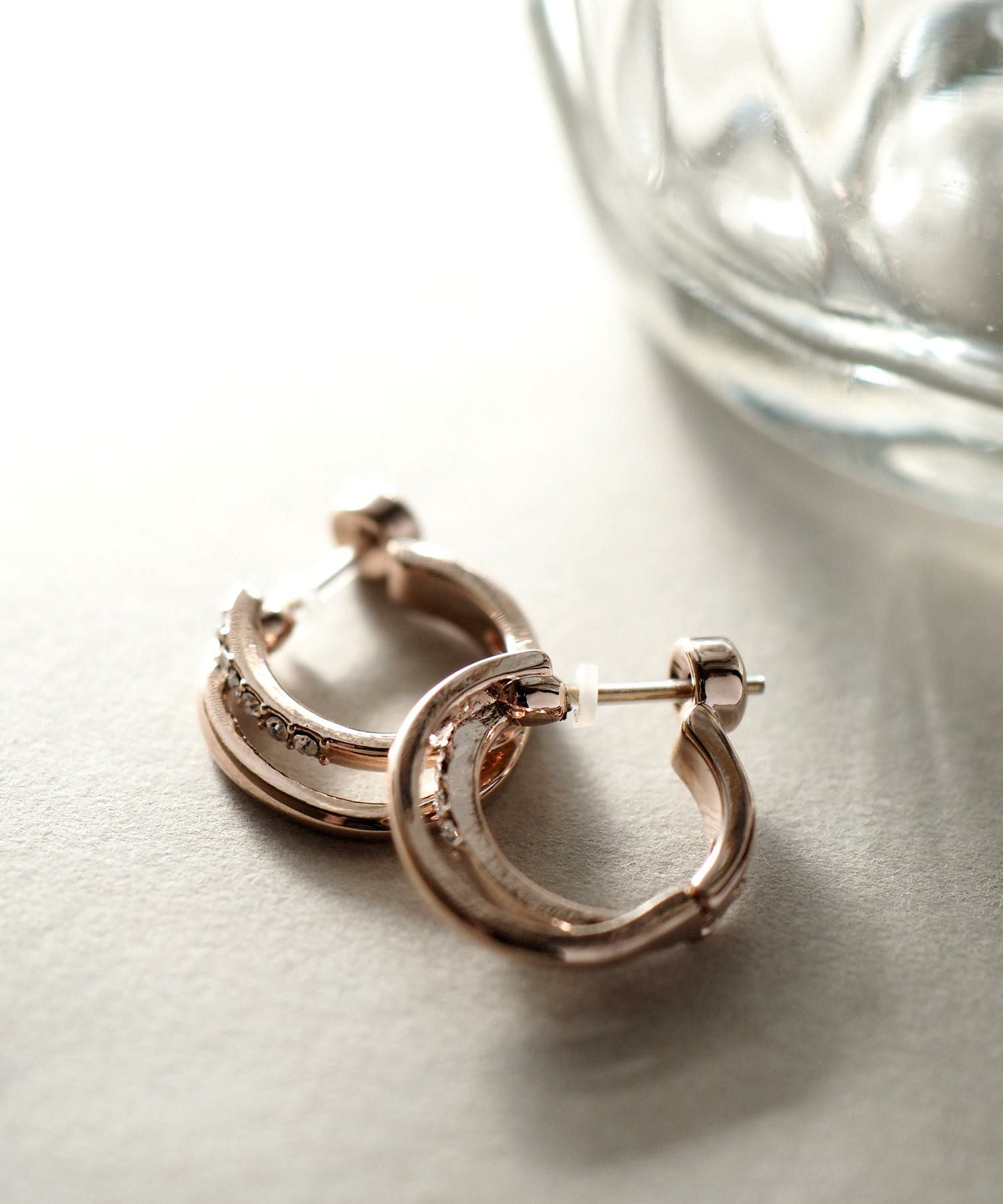 【web限定】ルミストーンフープ樹脂コーティングスムースピアス【Lumirise】